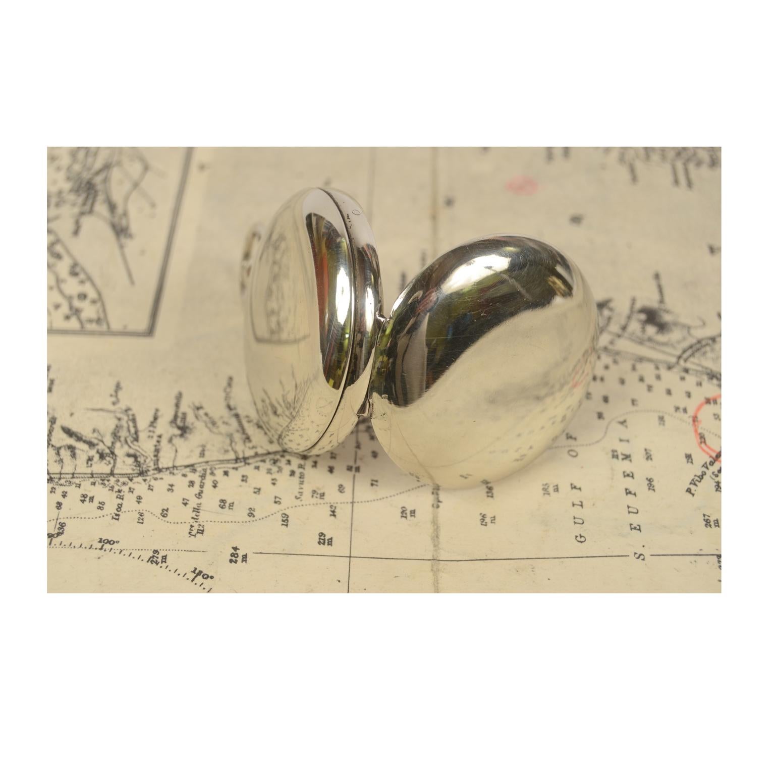 Pocket Compass for a US Army Officers Signed Keuffel & Esser Co NY WWI In Good Condition In Milan, IT