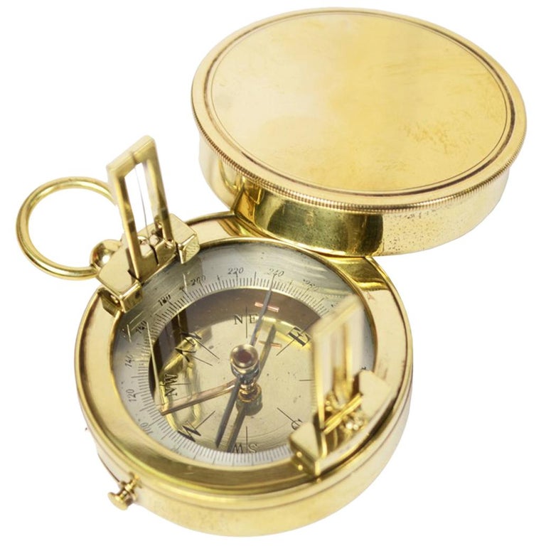 Pocket Compass of the Late 19th Century For Sale at 1stdibs