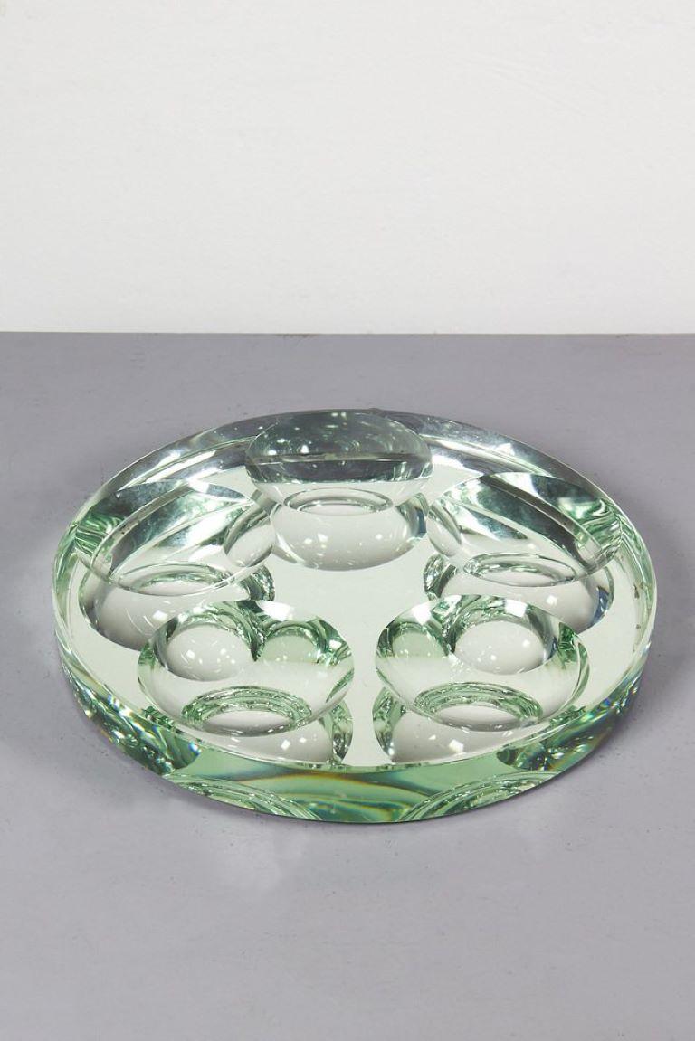 das elegante und raffinierte Herzstück von Fontana Arte ist selten und beeindruckend und eignet sich hervorragend für jede Art von Dekoration.