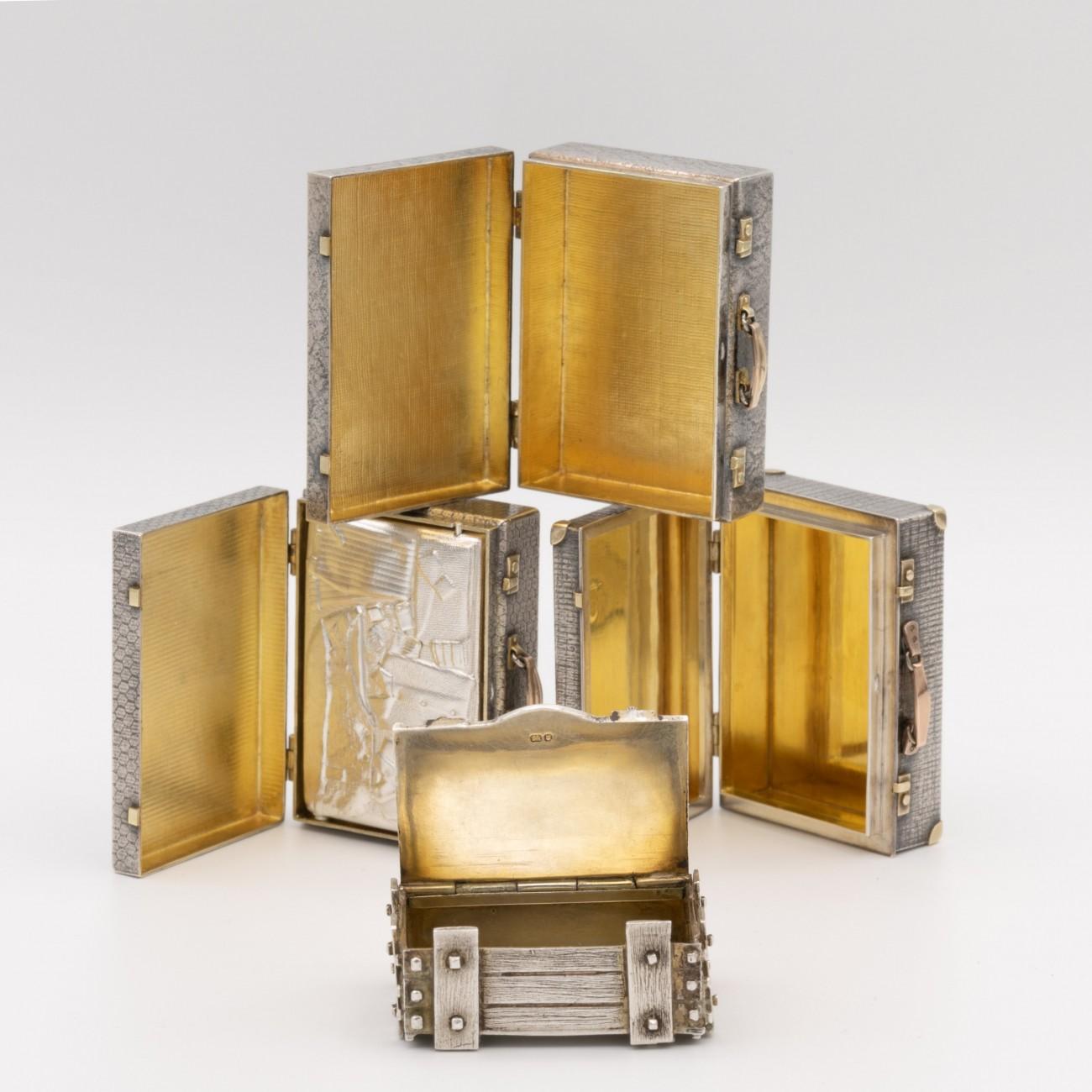 Miniature Sterling Silver Suitcase Box by Karel Bartosik, Hallmarked London 1983 14