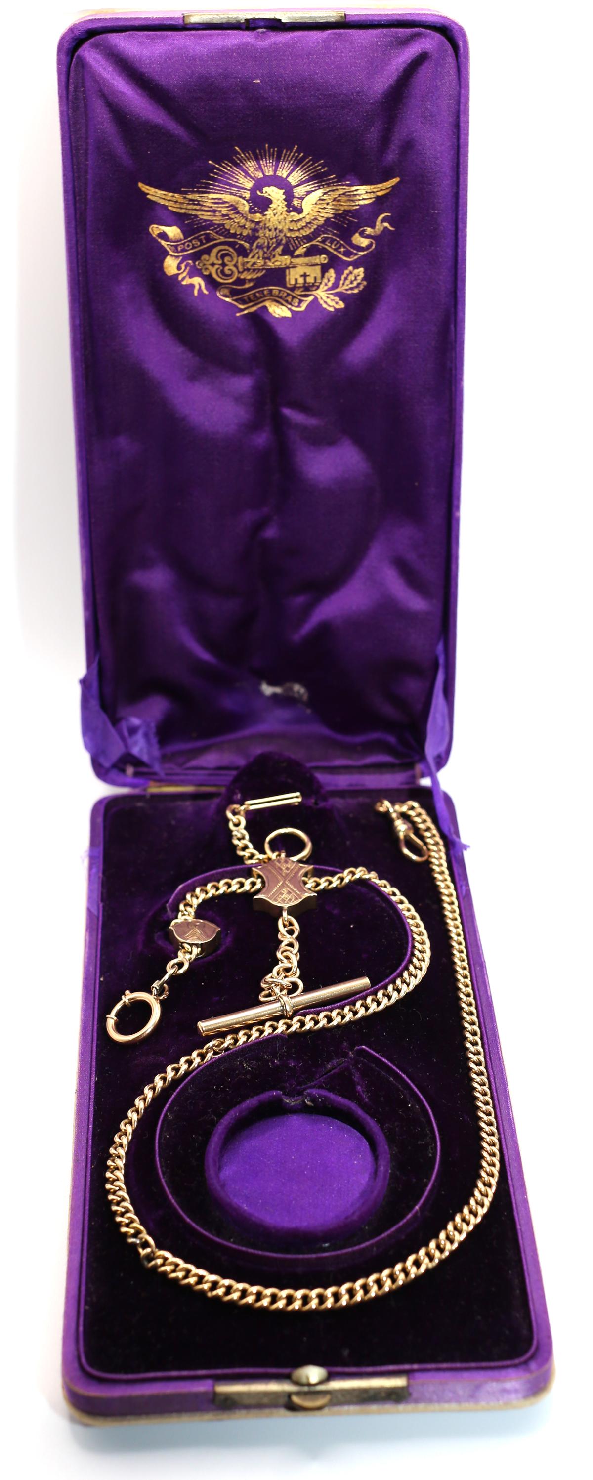 Pocket Watch Chain 56 Yellow Gold Purple Box, 1900 For Sale 9