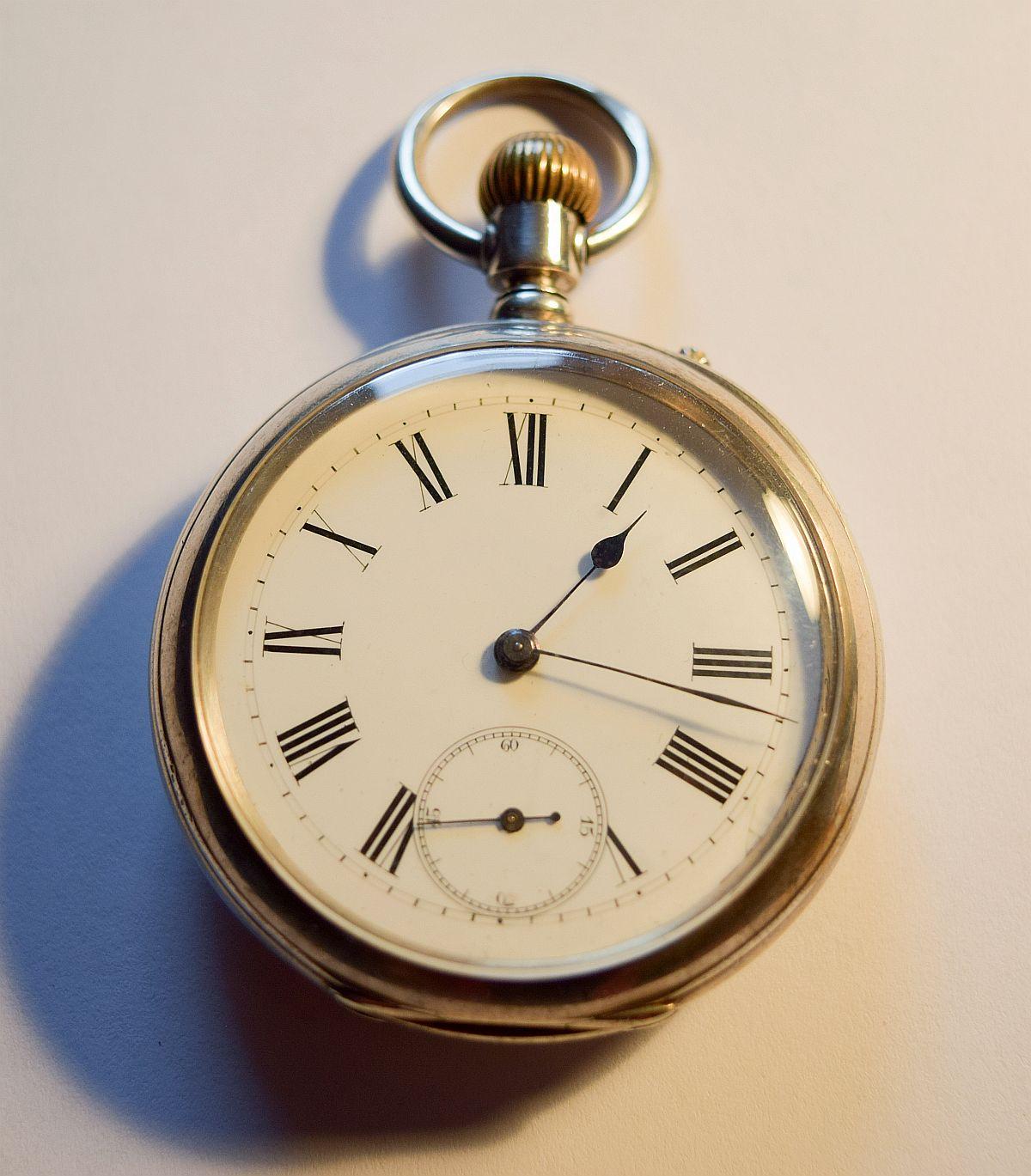 Pocket watch open face silver Russel's Liverpool English silver hall marks 4