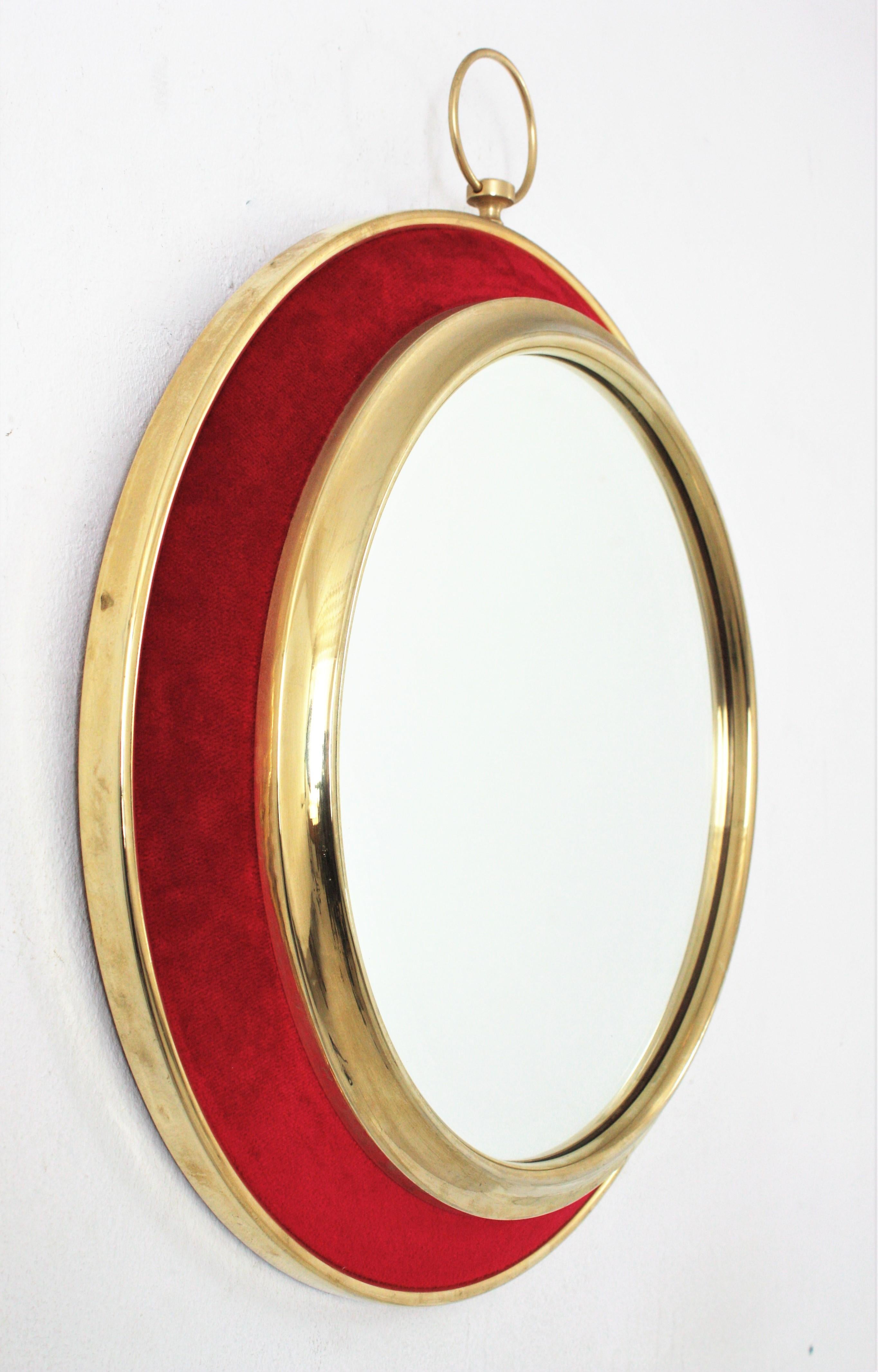 Red Velvet and Brass Wall Mirror, Piero Fornasetti Style In Good Condition For Sale In Barcelona, ES