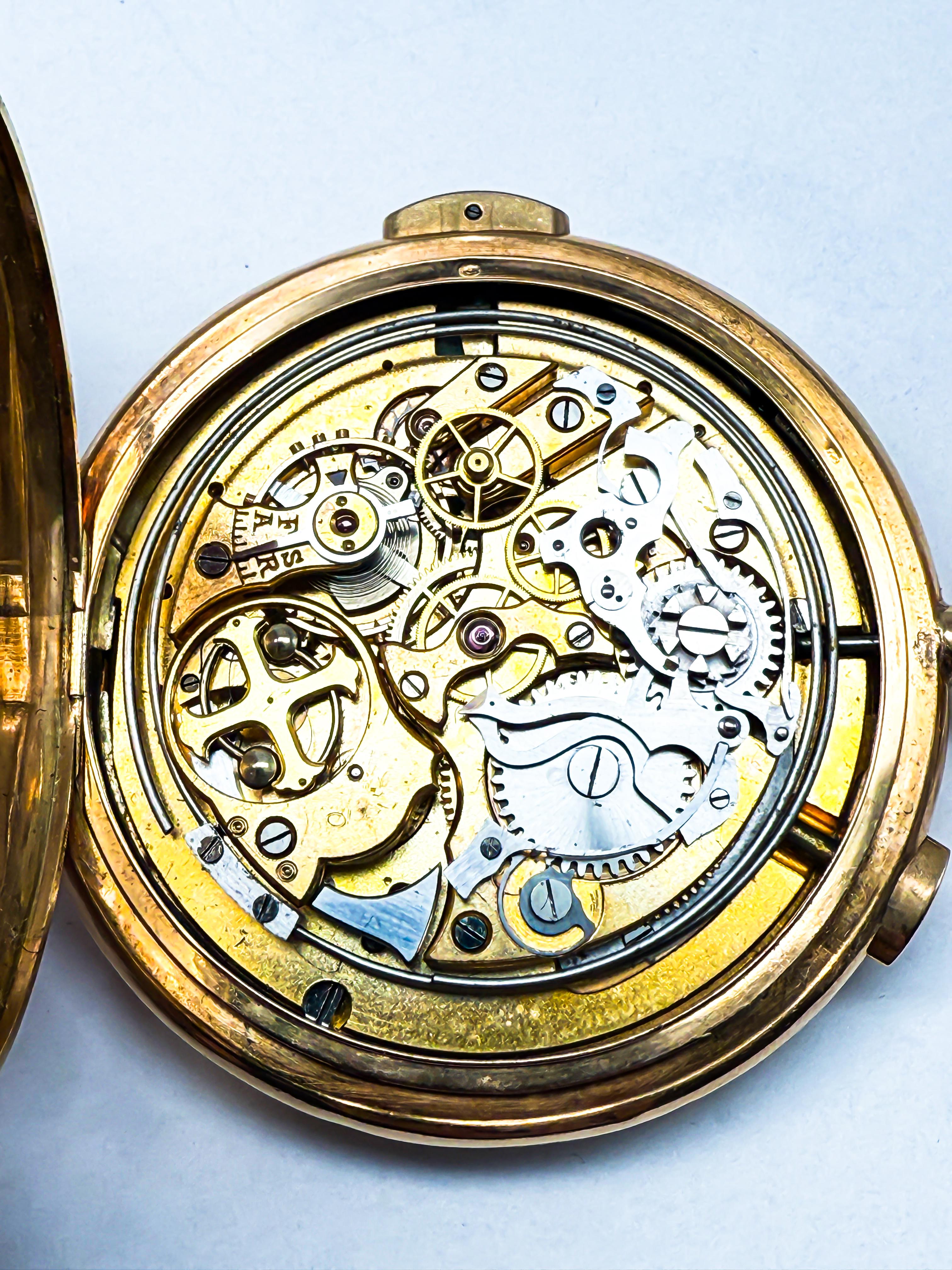 Let yourself be captivated by a special piece of classic horology – an antique unique item that not only impresses with its fine mechanics but also with its noble exterior. This rare collector's piece is more than just a watch – it is an expression