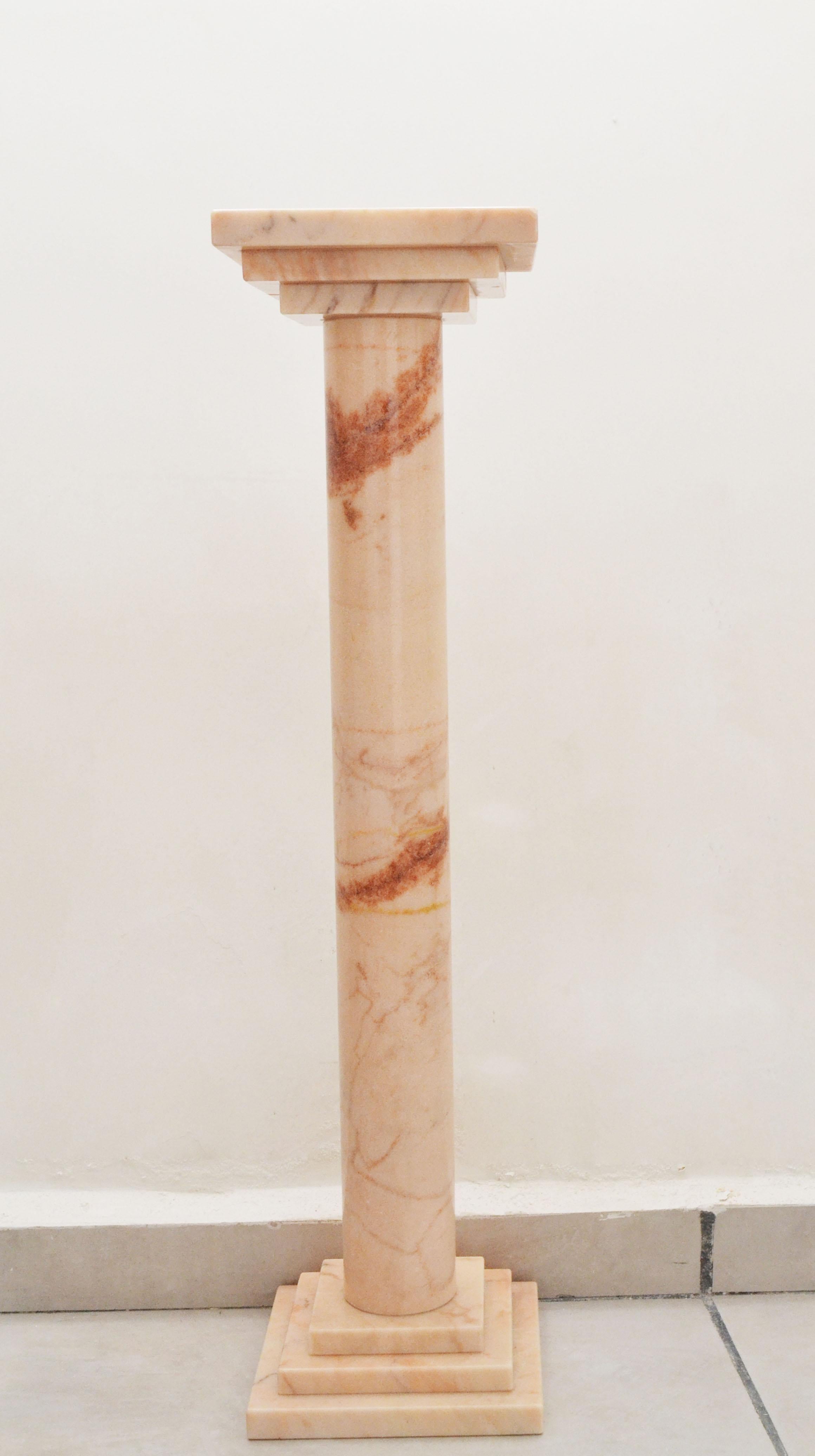 Podium or Column in Portuguese Rose Marble by Element & Co. (Moderne) im Angebot