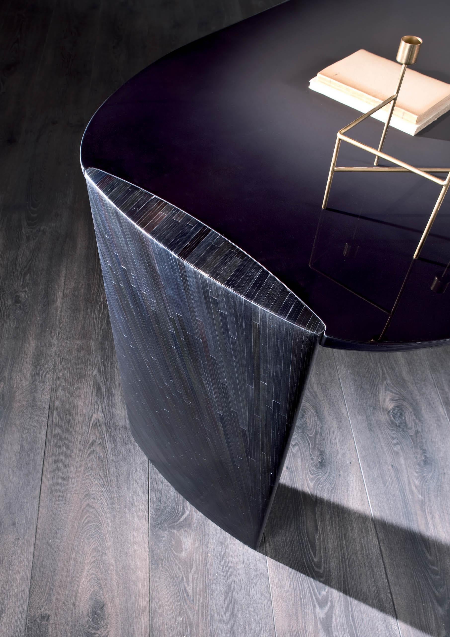 Poe Console Table by Laurameroni For Sale 1