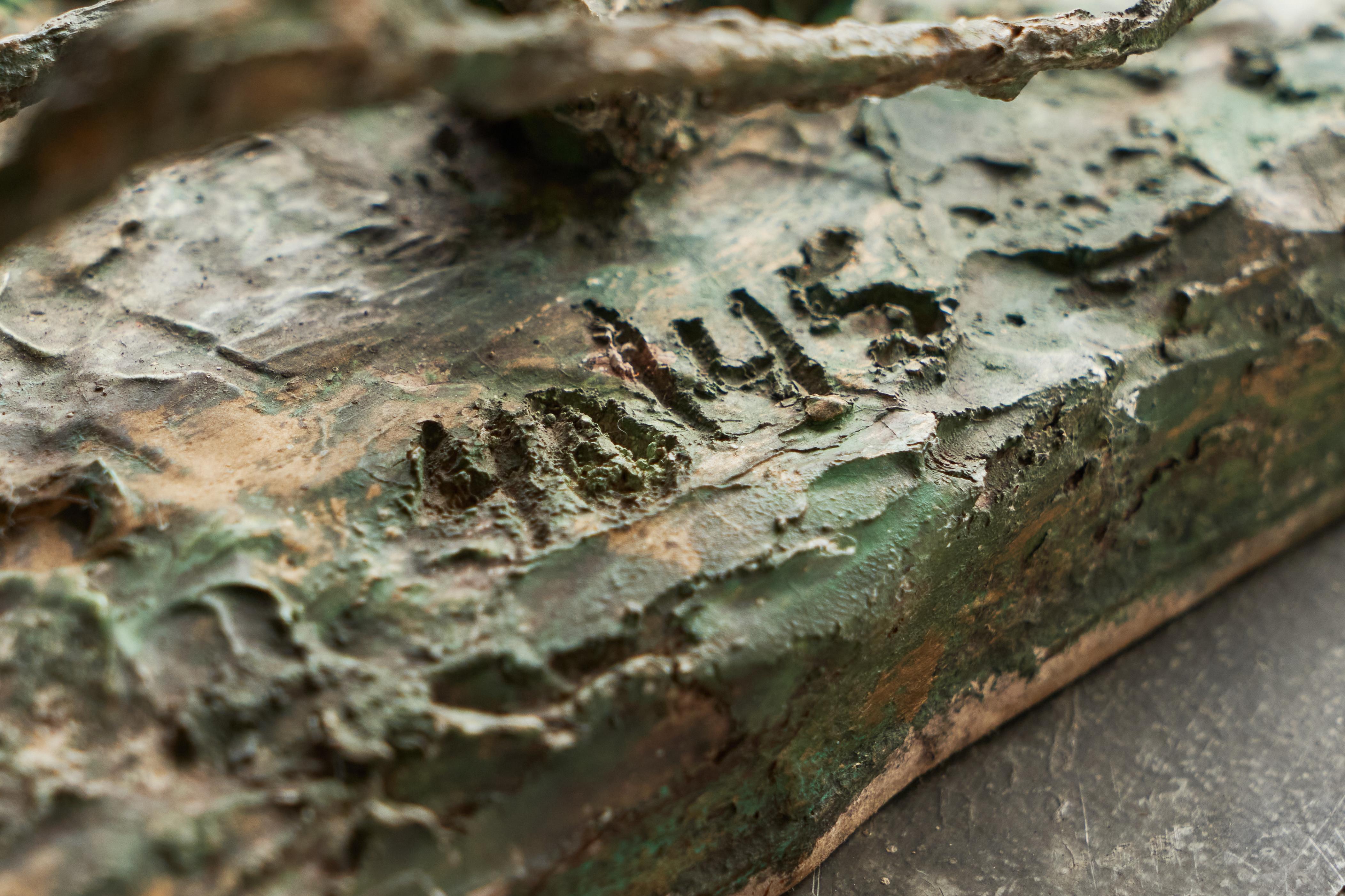 Scultura poetica in metallo e gesso di Alberto Giacometti degli anni '70 2