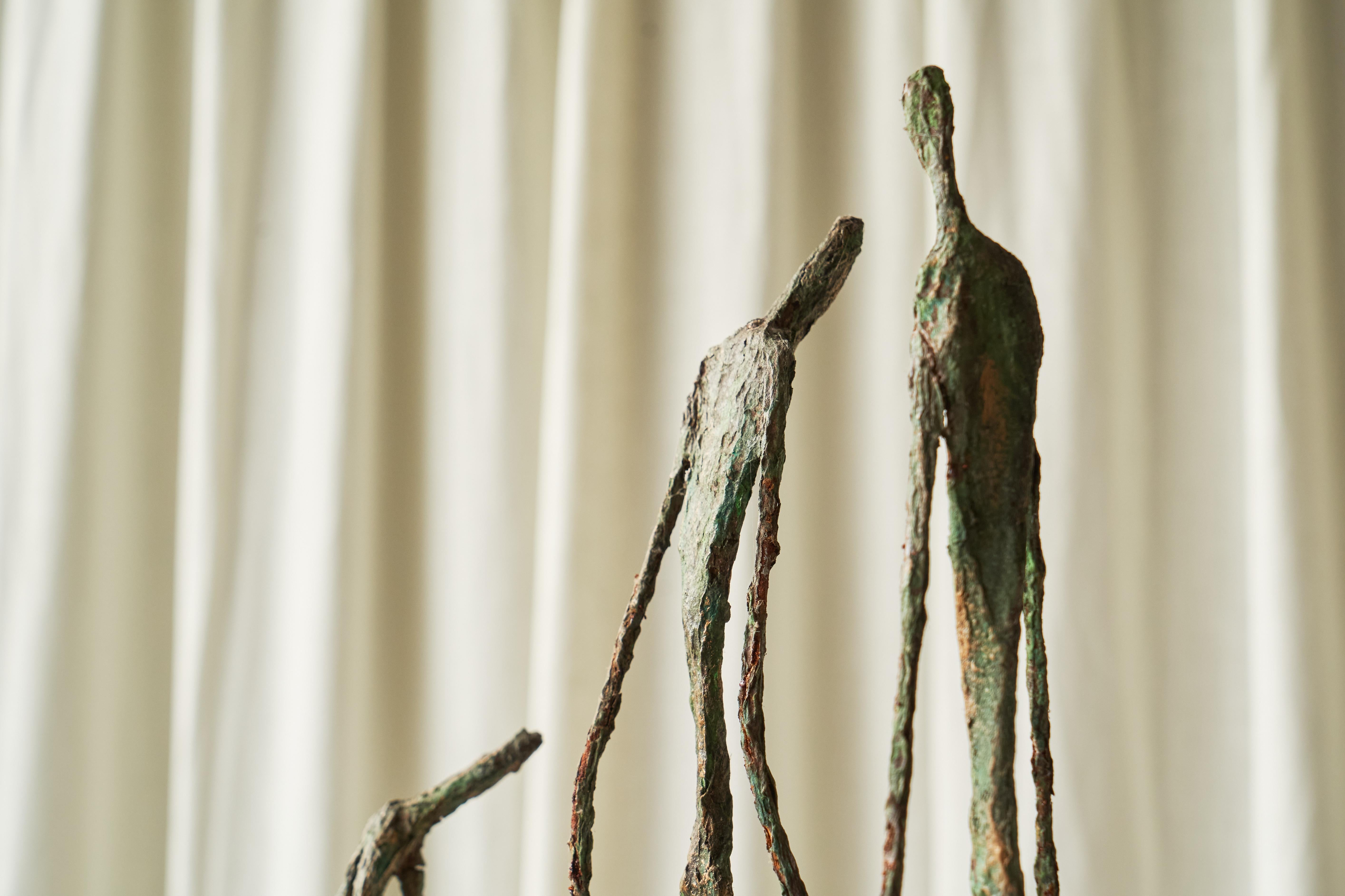 XX secolo Scultura poetica in metallo e gesso di Alberto Giacometti degli anni '70