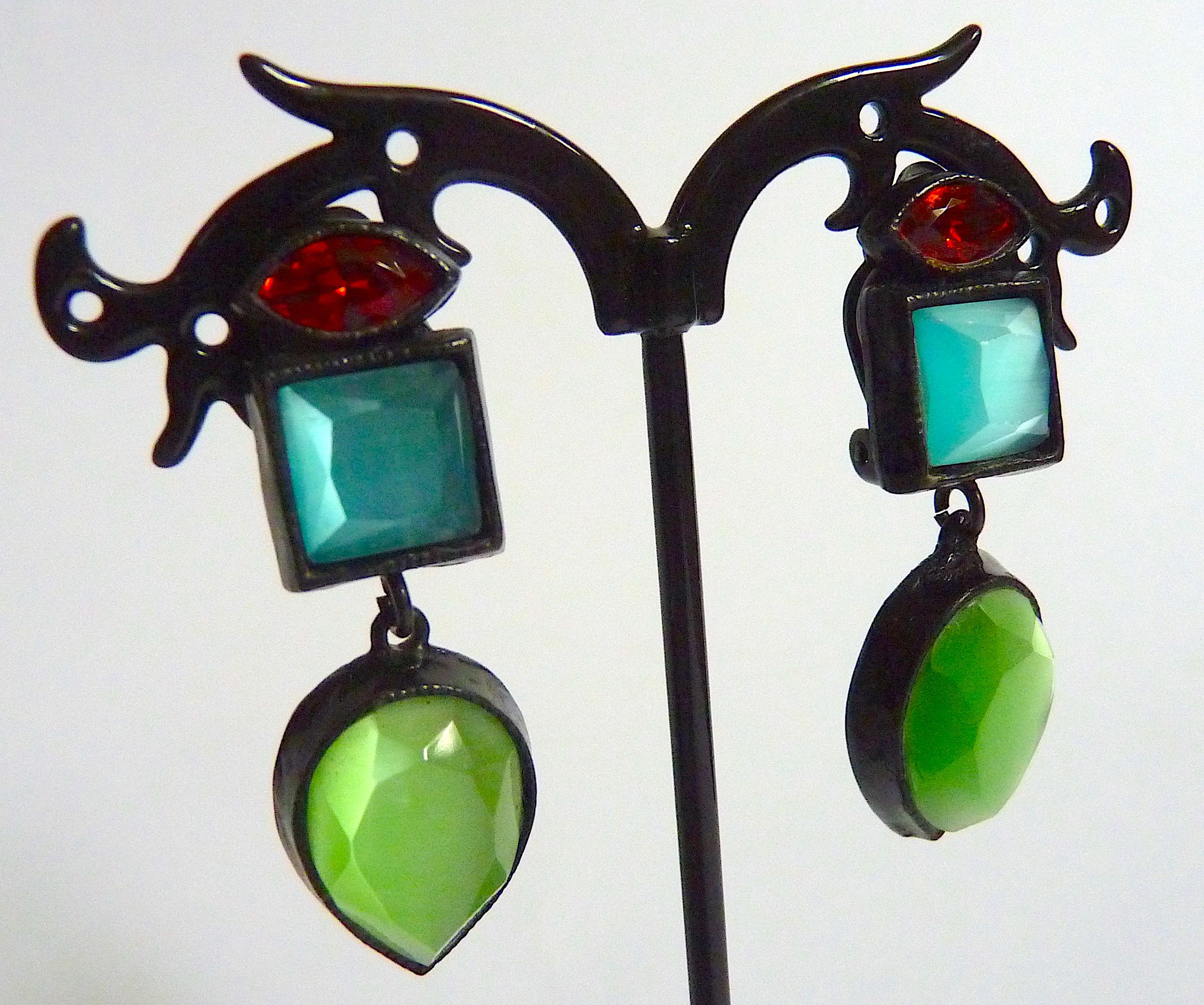 POGGI PARIS Dangle Clip On Earrings from the 1980s 2