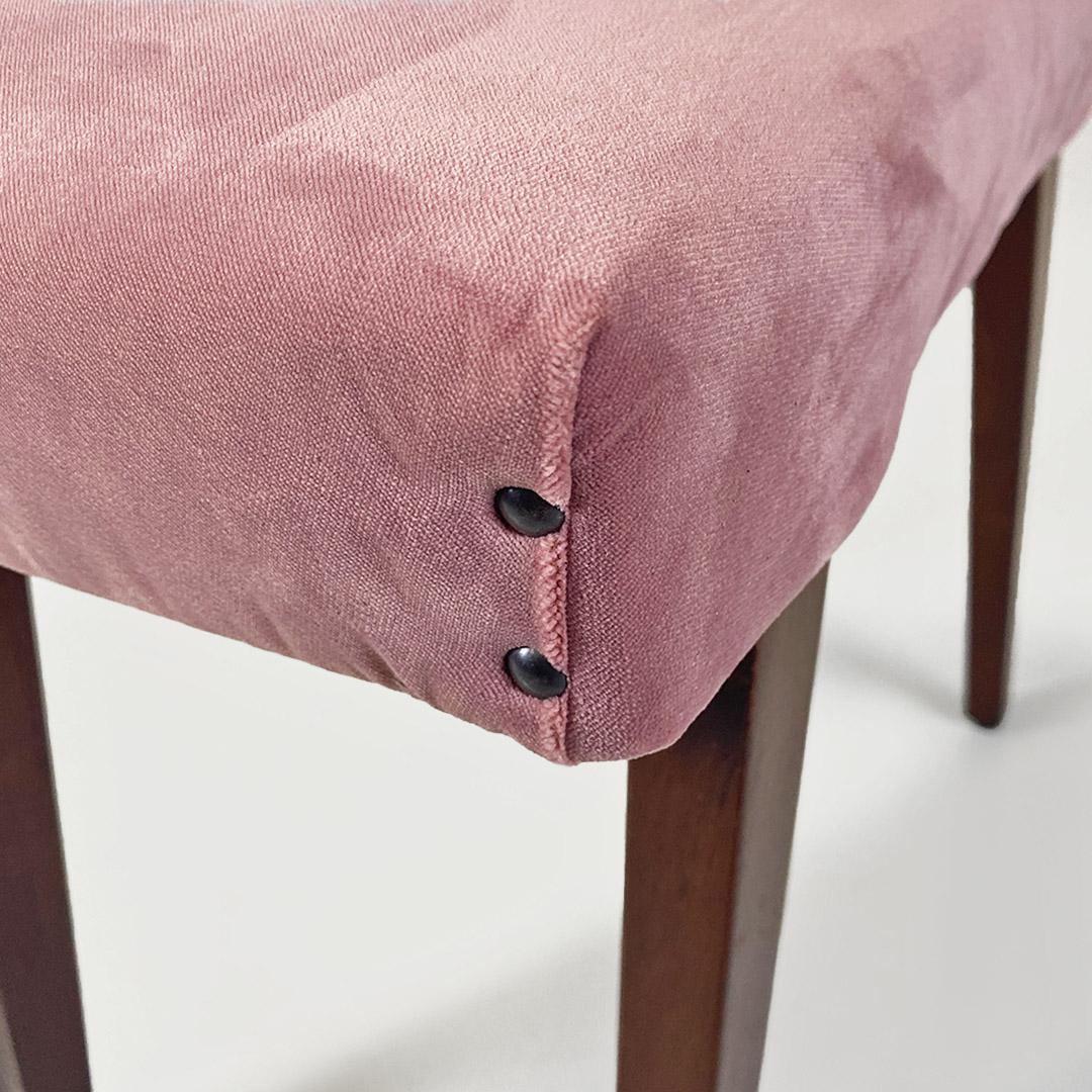 Italian modern antique footstool or pouf, wood and pink velvet, ca. 1960. For Sale 4