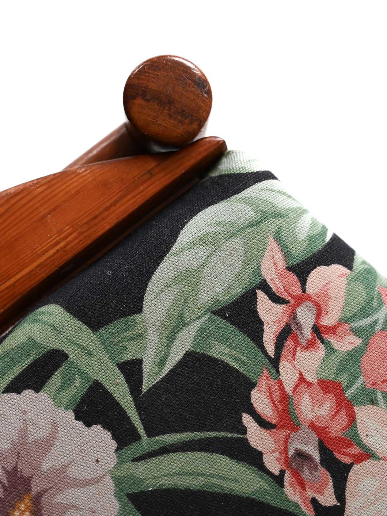 Scandinave moderne Poggiapiedi scandinavo anni ’50 con tessuto Frank en vente