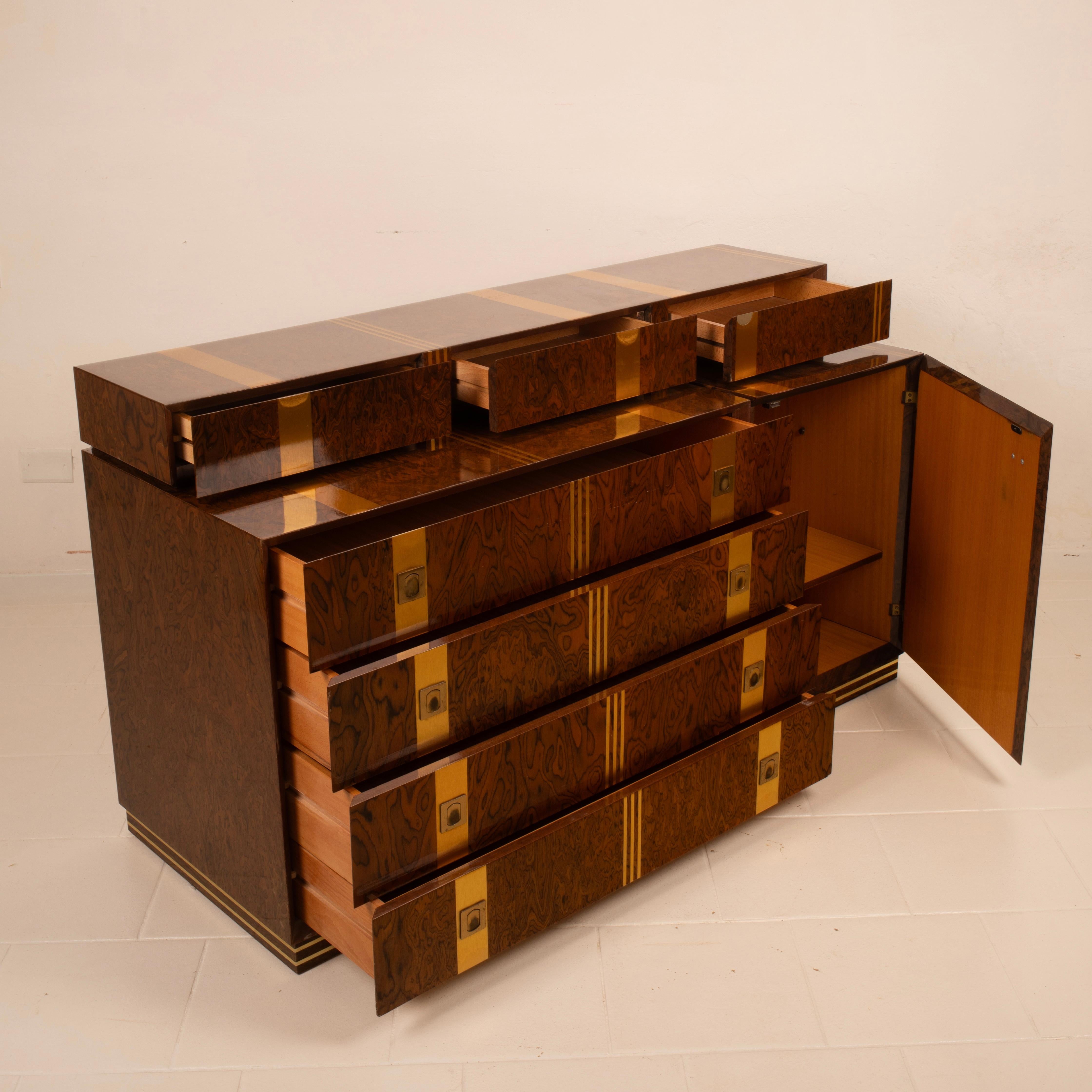 Poggioli Chest of Drawers in Burl Wood and Brass, 1970s in vendita 6