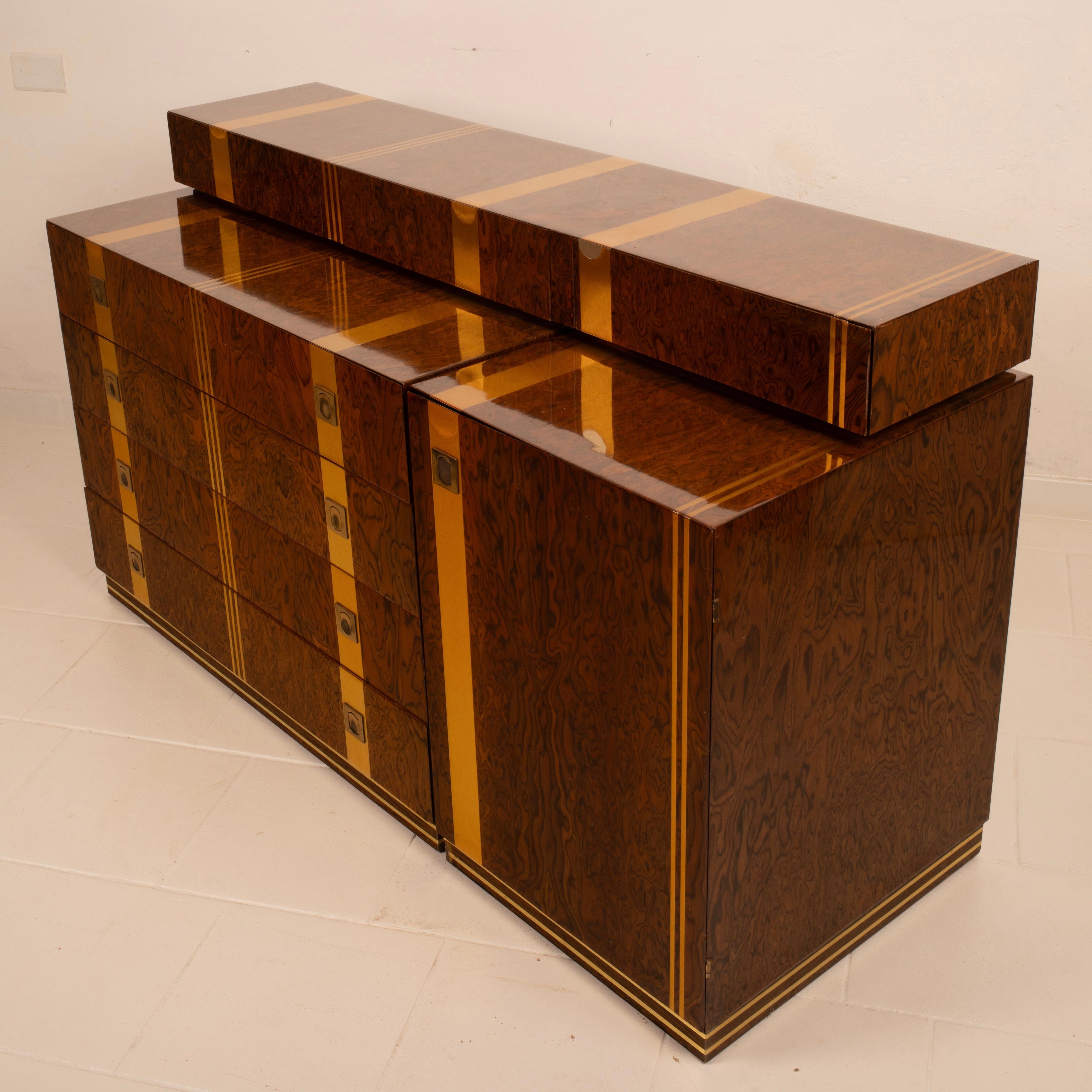 Poggioli Chest of Drawers in Burl Wood and Brass, 1970s in vendita 9