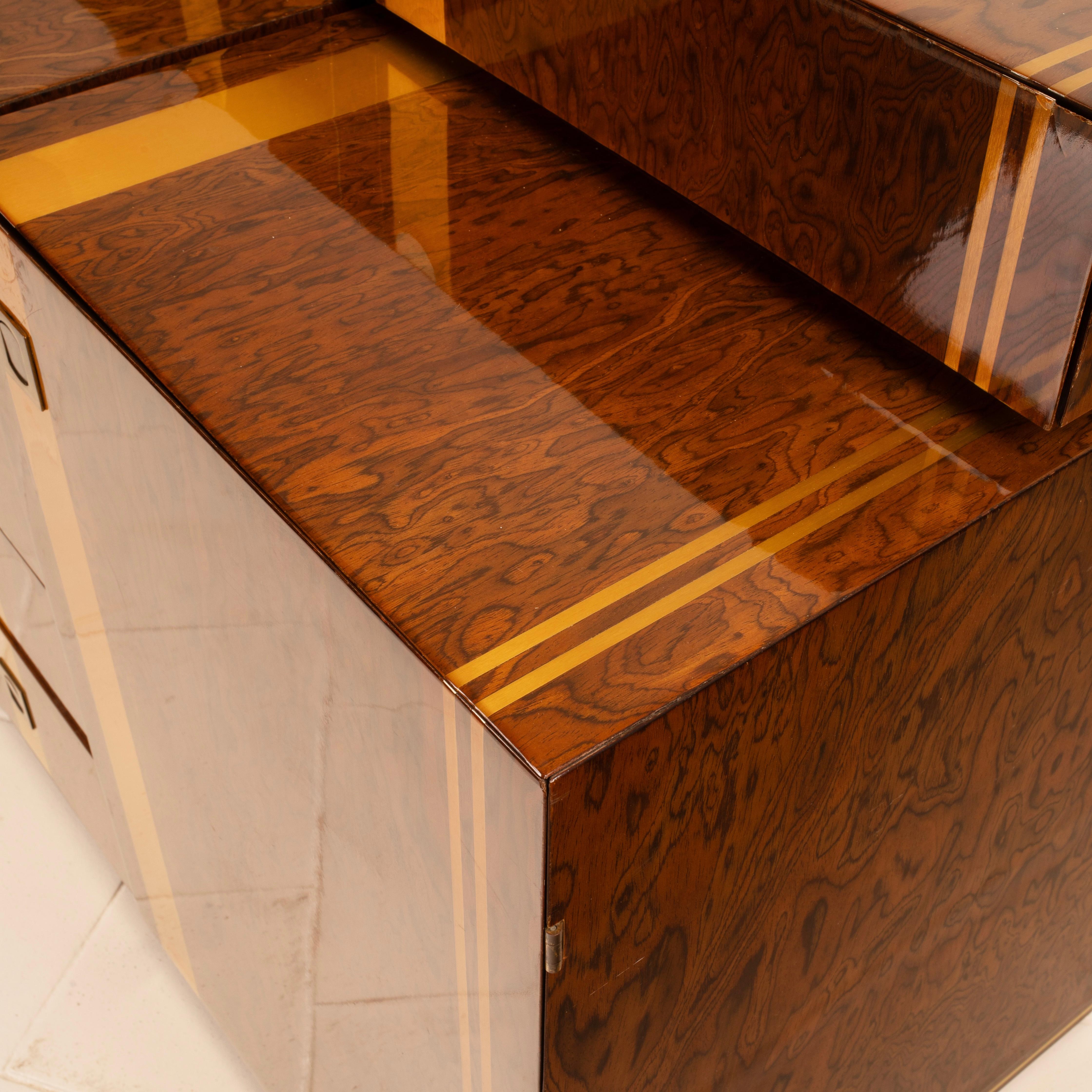 Poggioli Chest of Drawers in Burl Wood and Brass, 1970s in vendita 10