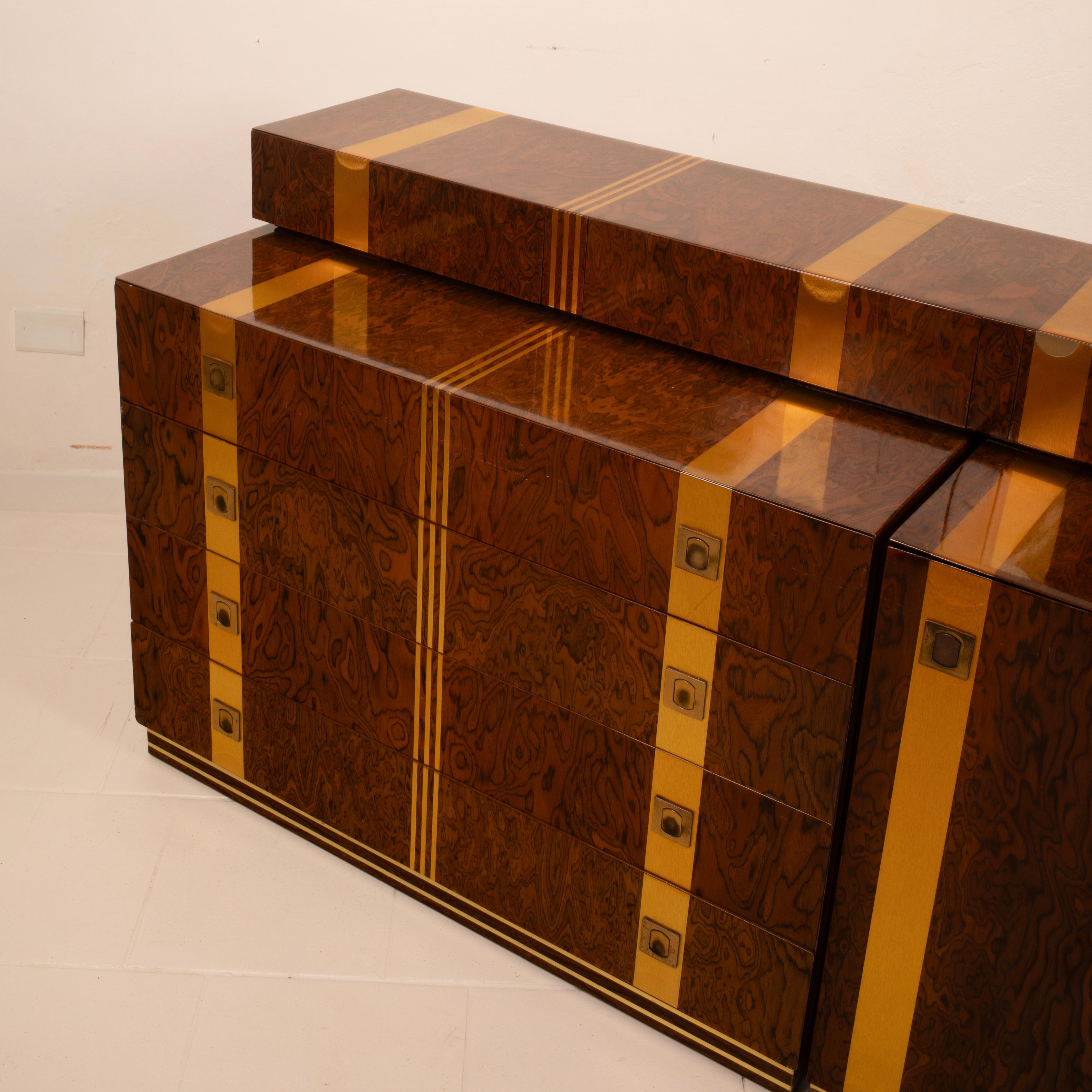 Poggioli Chest of Drawers in Burl Wood and Brass, 1970s in vendita 13