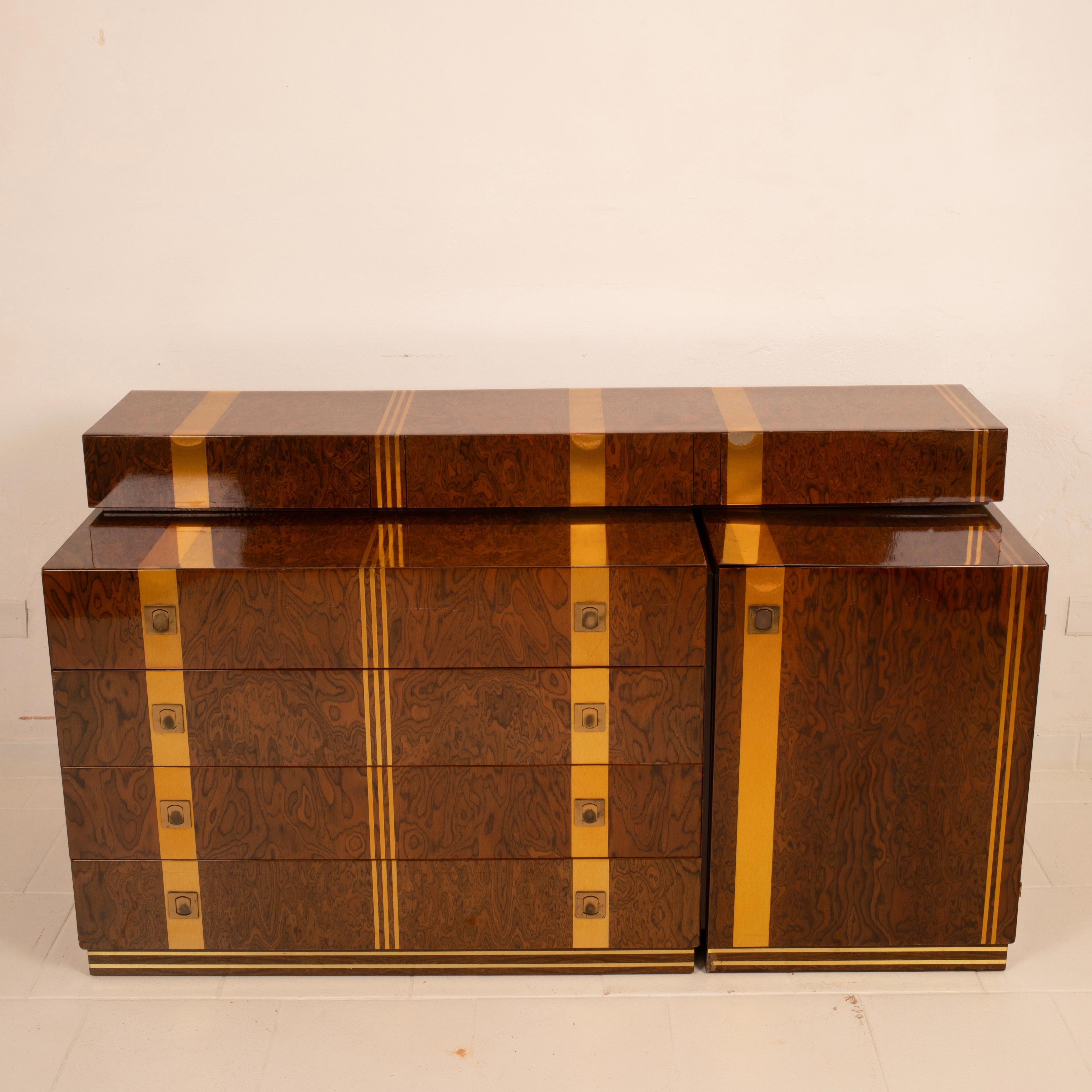 Poggioli Chest of Drawers in Burl Wood and Brass, 1970s In condizioni buone in vendita a Conversano, IT
