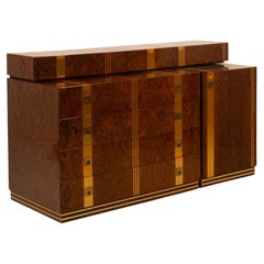 Commodes and Chests of Drawers