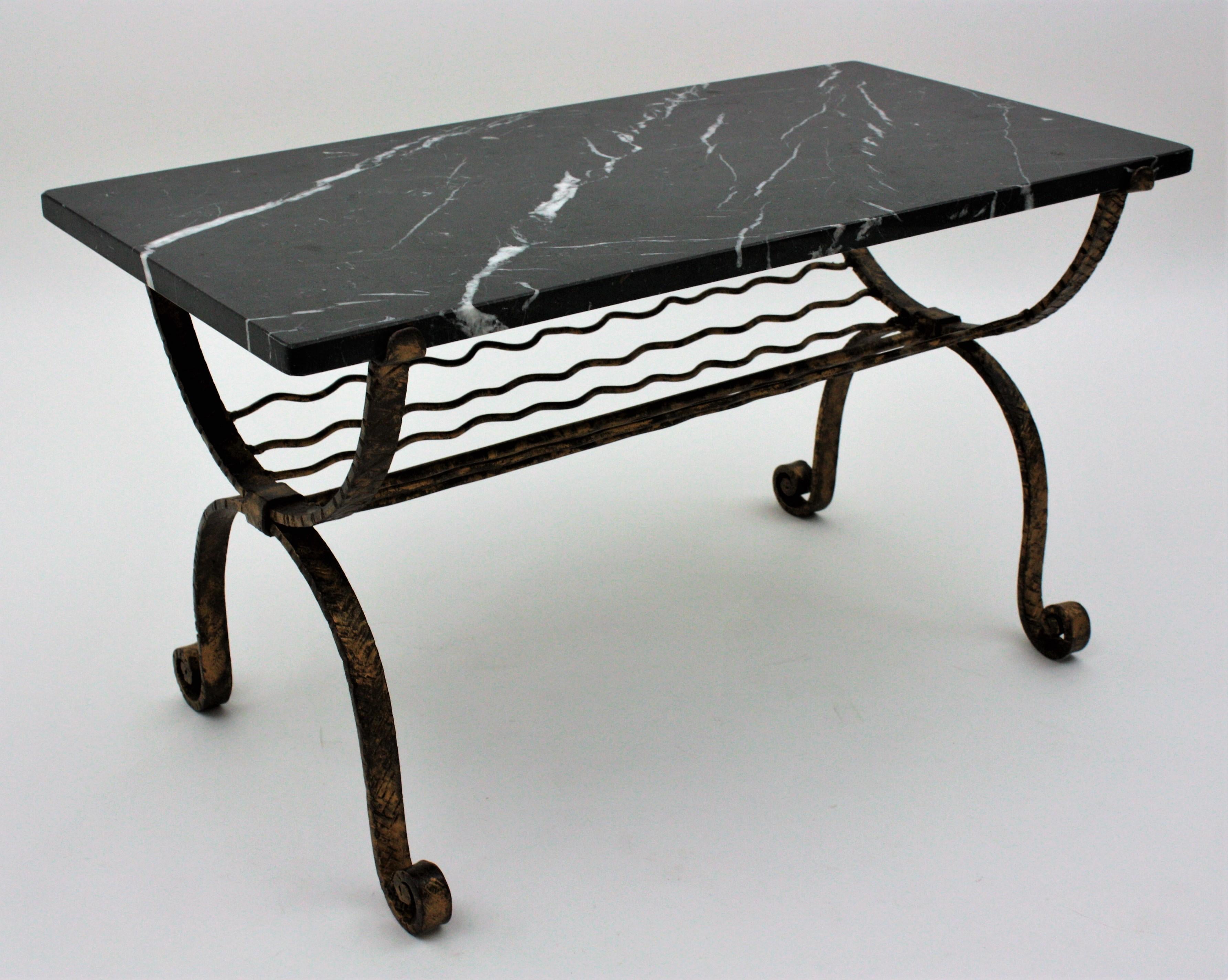 Poillerat Style French Gilt Iron and Marble Table with Magazine Stand, 1940s For Sale 11