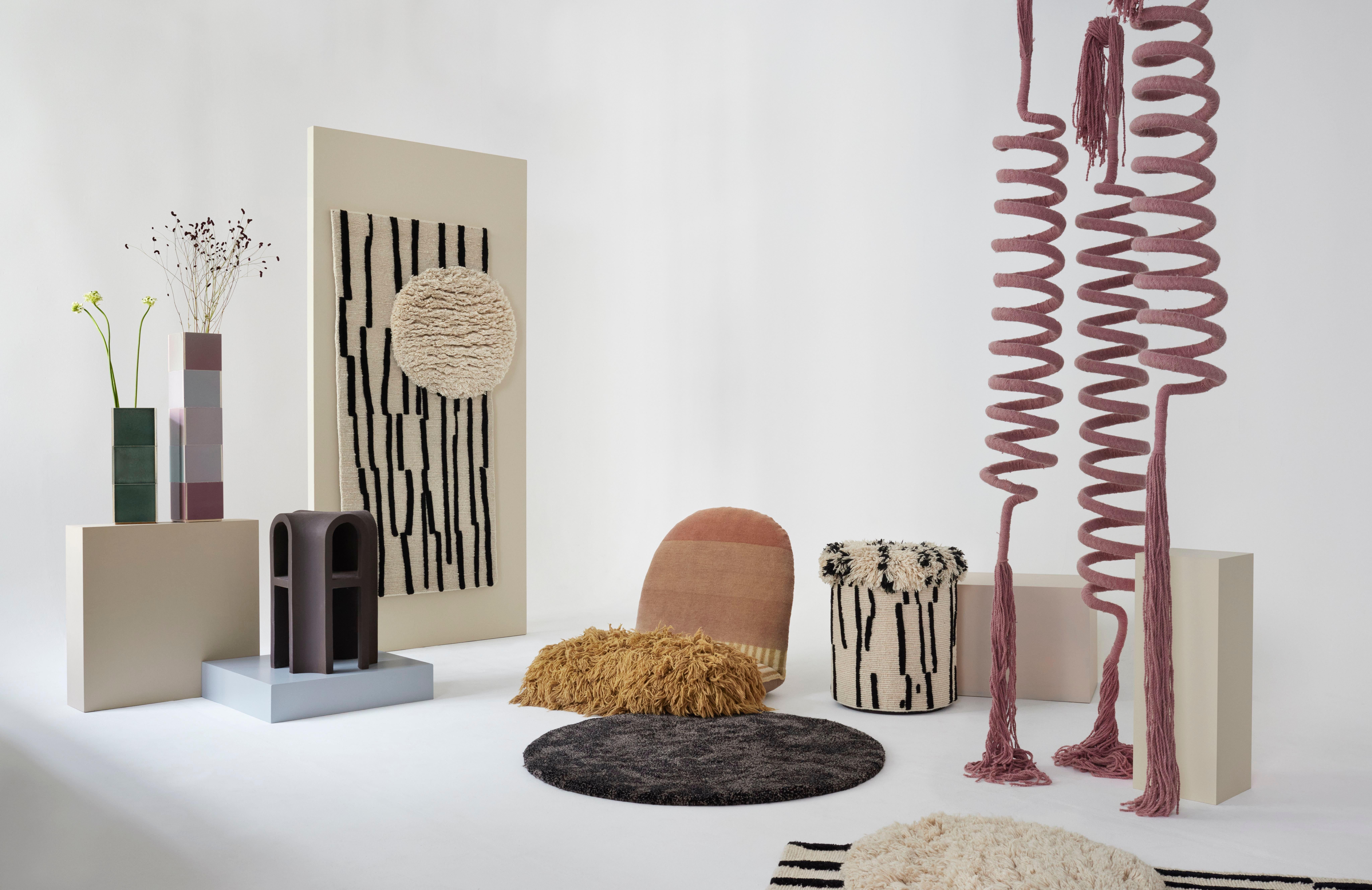 Kontaktpunkte Spirale von Lyk Carpet (Wolle) im Angebot