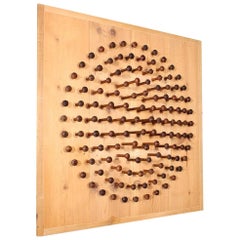 Scultura tessile con fuso di legno "Punto di vista