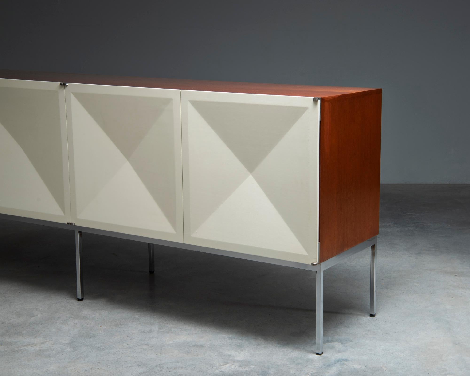 German 'Pointe De Diamant' sideboard - Antoine Phillipon & Jacqueline Lecoq For Sale