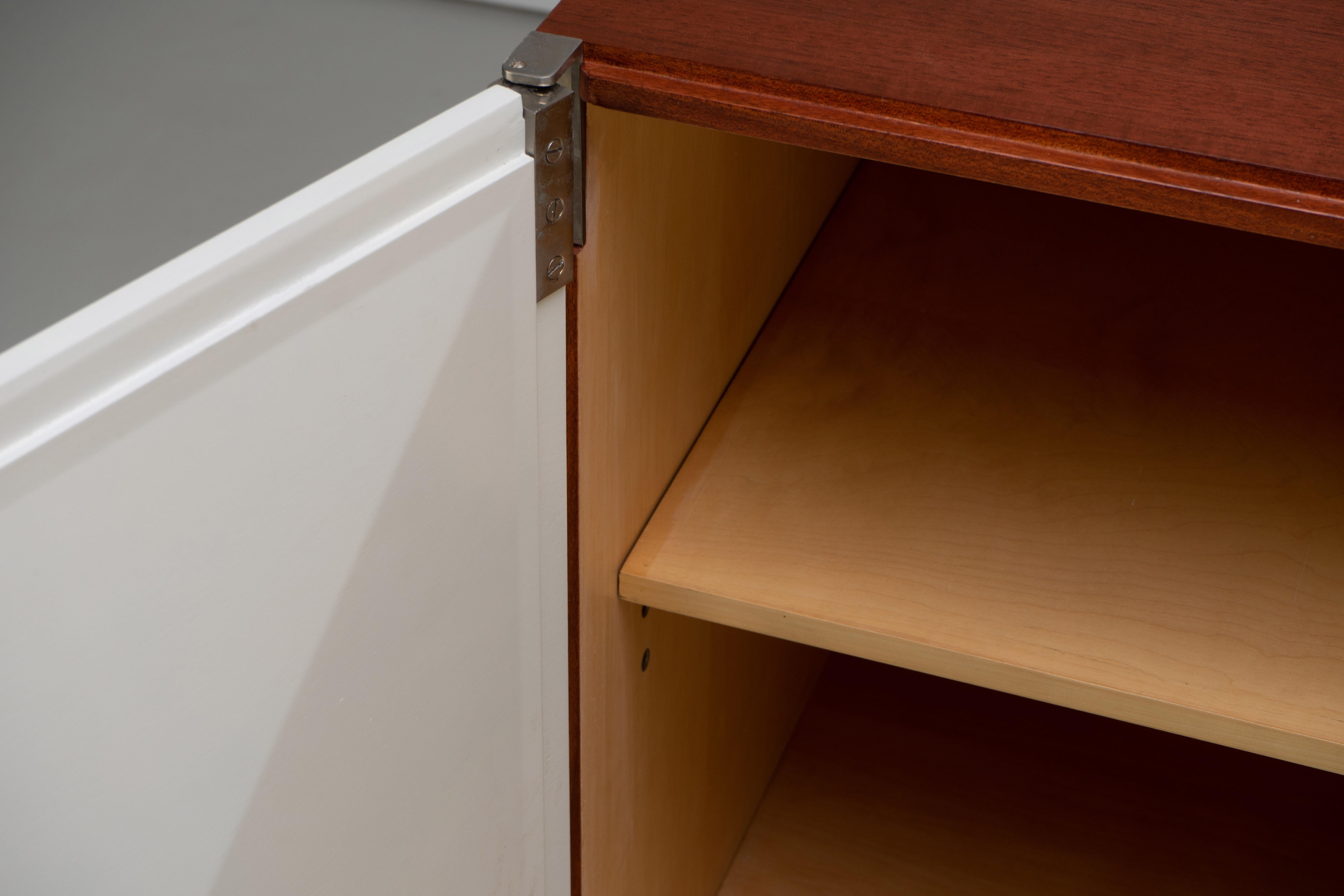 Credenza 