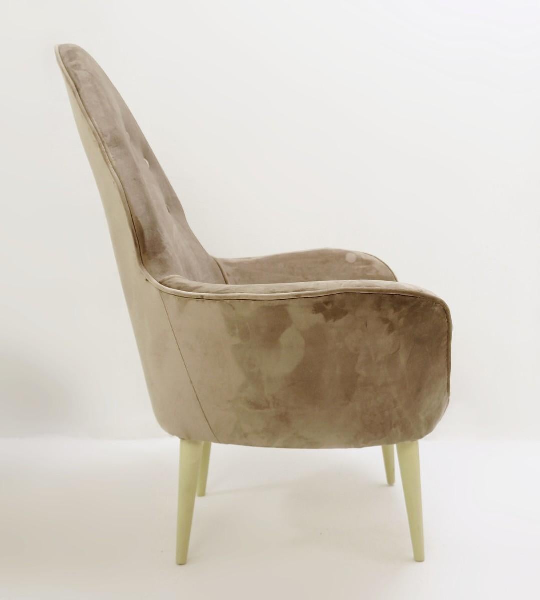 Mid-Century Modern Pointed Back Italian Armchairs, New Grey Velvet Upholstery For Sale