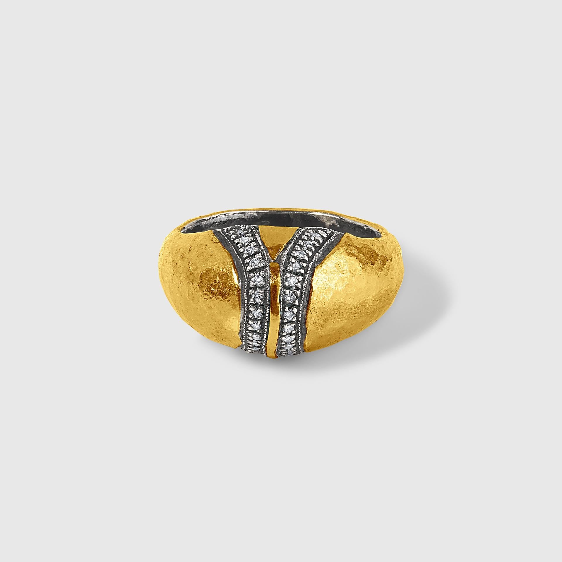 Spitze, gewölbte, 24kt Gold Ring mit 0,11cts Diamanten und Silber von Prehistoric Works of Istanbul, Türkei. 24 Diamanten, 0,11 Karat, Größe 6 1/2 US