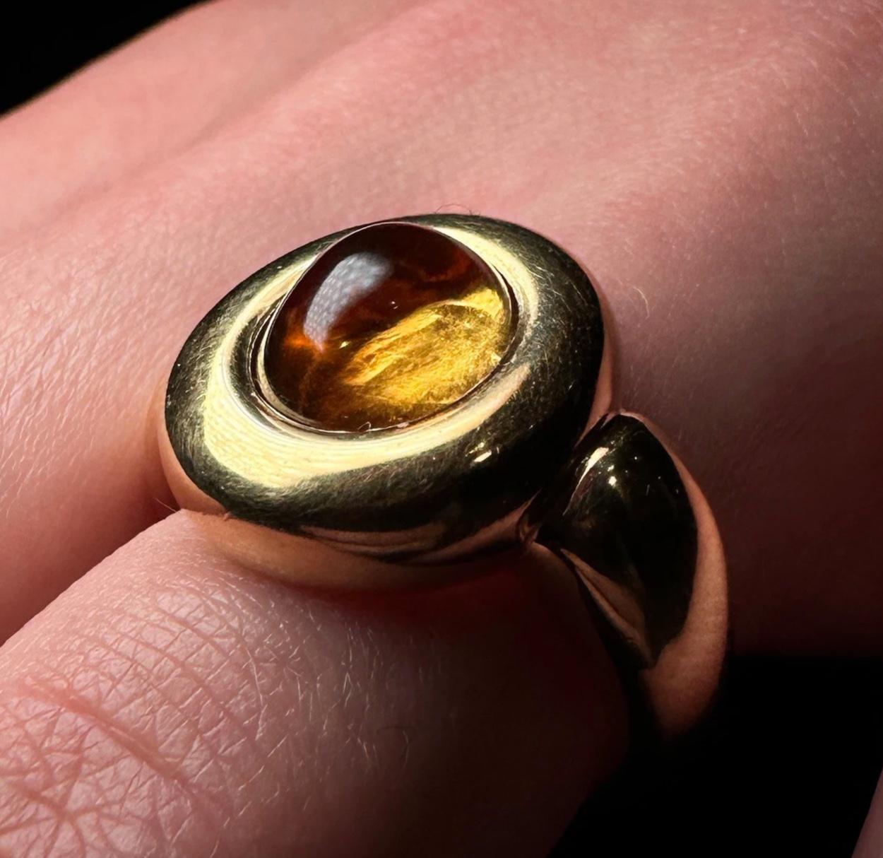 Ein schöner Poiray Citrin Ring in 18k Gold. 