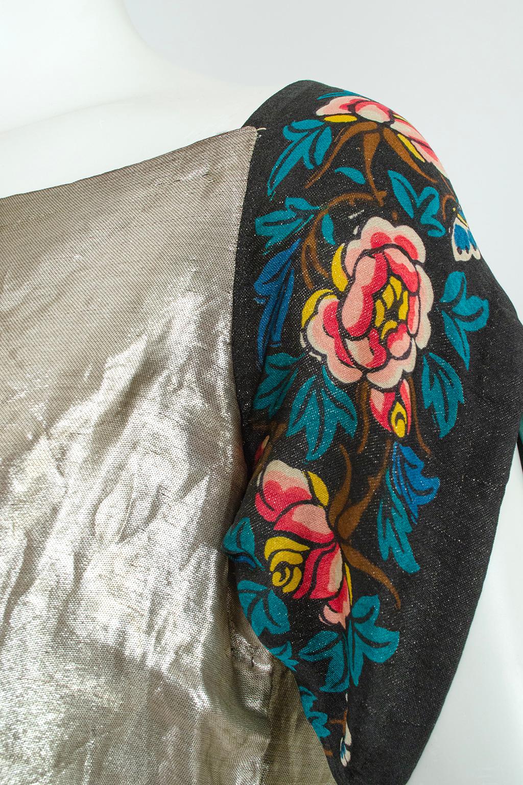 Poiret-inspiriertes Kleid aus bedruckter Seide und Goldlamé mit fallender Rouleau-Taille - S, 1920er Jahre im Angebot 5
