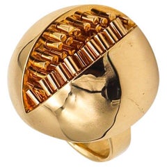 Pol Bury Belgium 1968 2002 Sculptural Kinetic Mezzaluna Ring in 18kt Yellow Gold