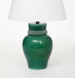 Lampe en céramique verte émaillée de Chambost, années 1930, signée "Made In France".