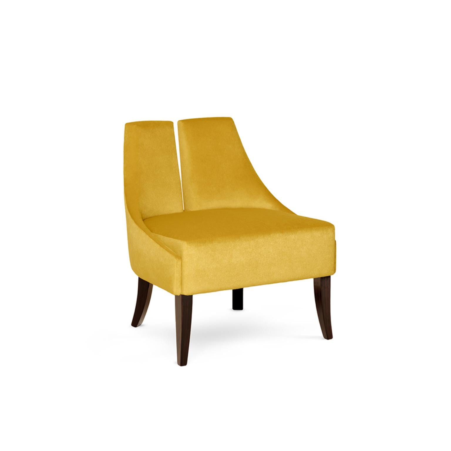 Polaire Armchair by Munna
Dimensions: D 70 x W 70 x H 78 cm. SH: 43 cm.
Materials: Wood, foam, and upholstery.
Finish: Trevira Velvet, ref. Lime, TRV12 and ebony wood veneer, gloss varnish legs.

Available in all Munna fabrics except Wild Silk.