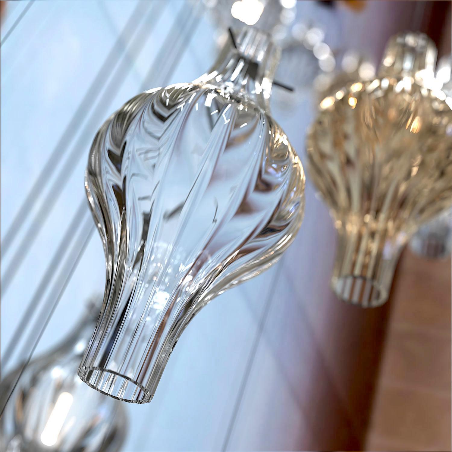 Polani Lampadario per Scala Interna in Vetro di Murano Eleganza Moderna Italiana For Sale 3