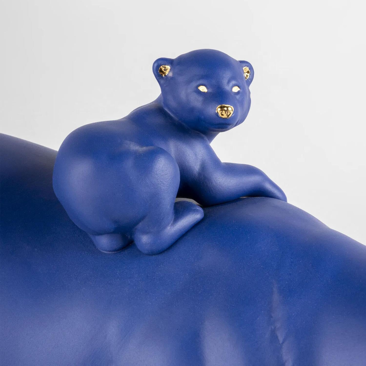 Sculpture de la famille de l'ours polaire Neuf - En vente à Paris, FR