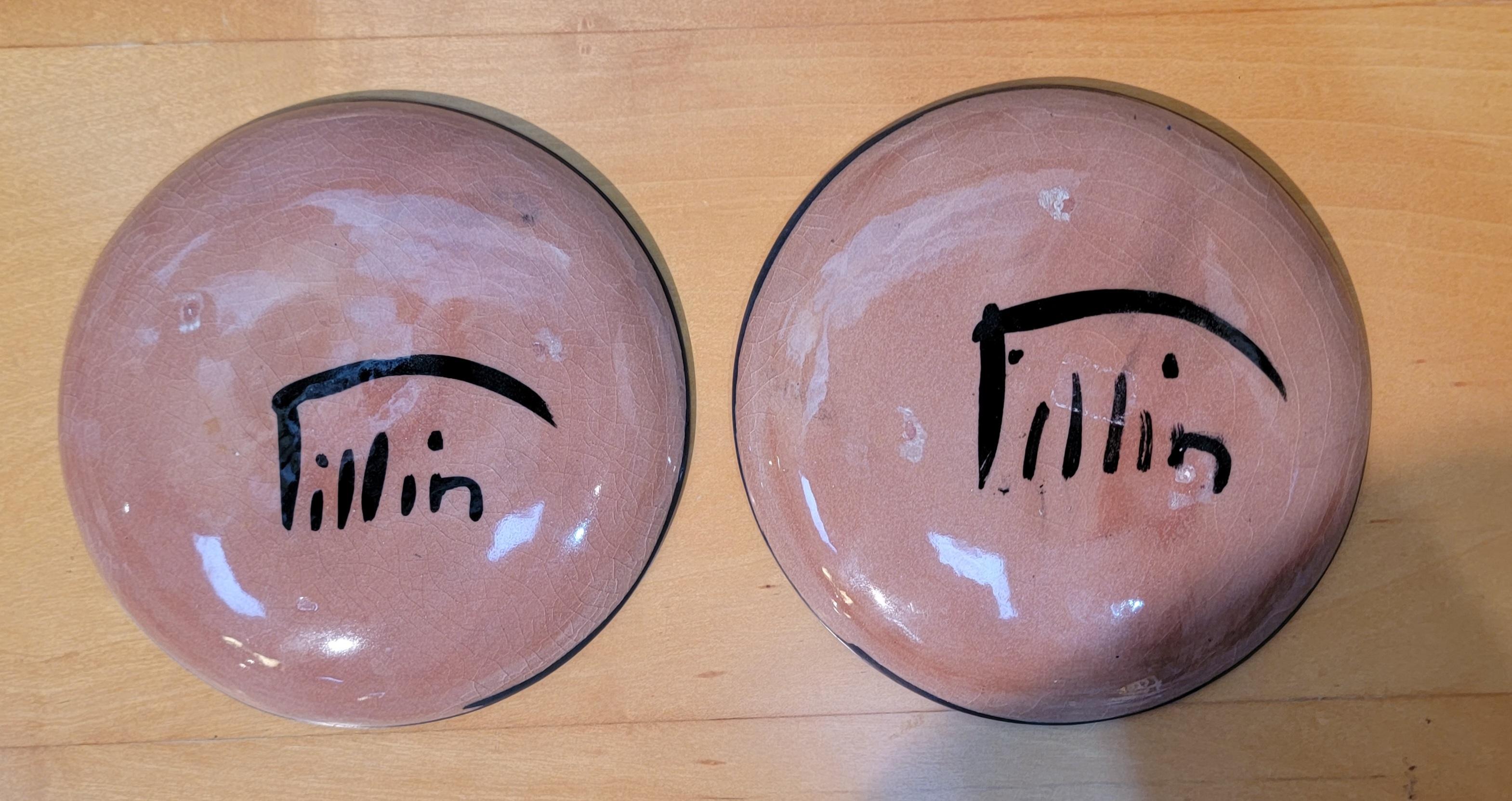 Polia Pillin Pair Studio Pottery Plates In Good Condition For Sale In Fulton, CA