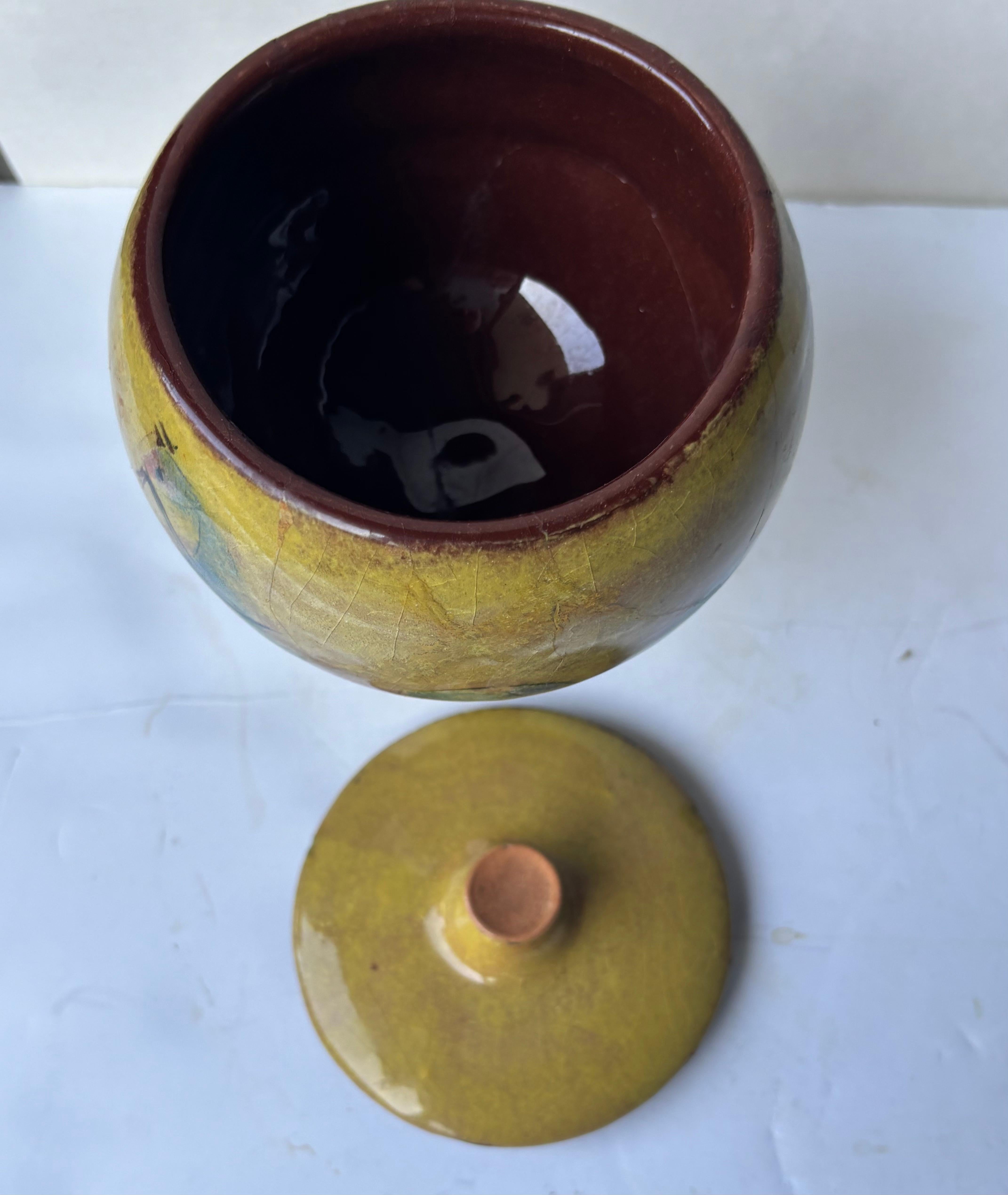 Polia Pillin rare footed bowl with lid ceramic/ pottery , signed . In condizioni discrete in vendita a Los Angeles, CA