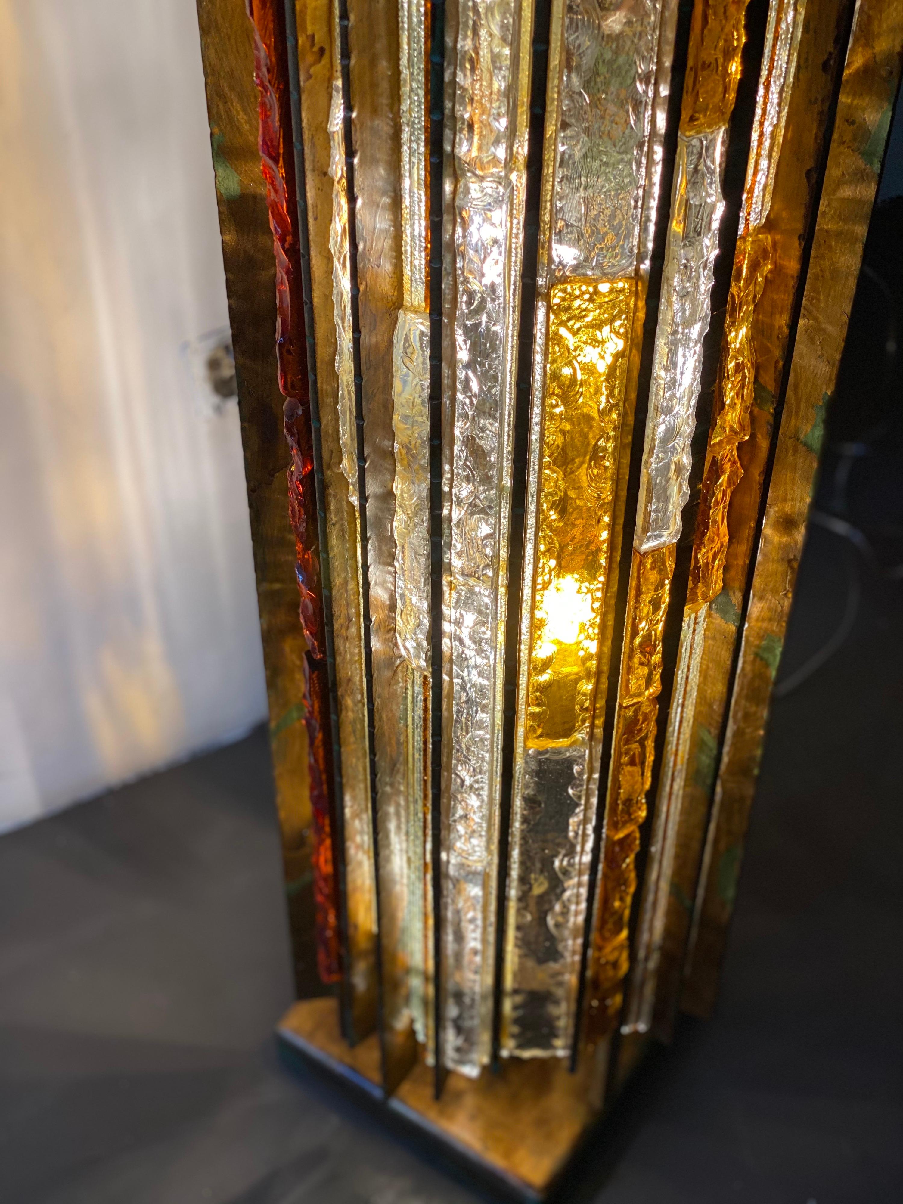 Poliarte Brutalistische Stehlampe aus Bronze und Glas in Lebensgröße, 1970er Jahre, von Albano Poli im Angebot 5