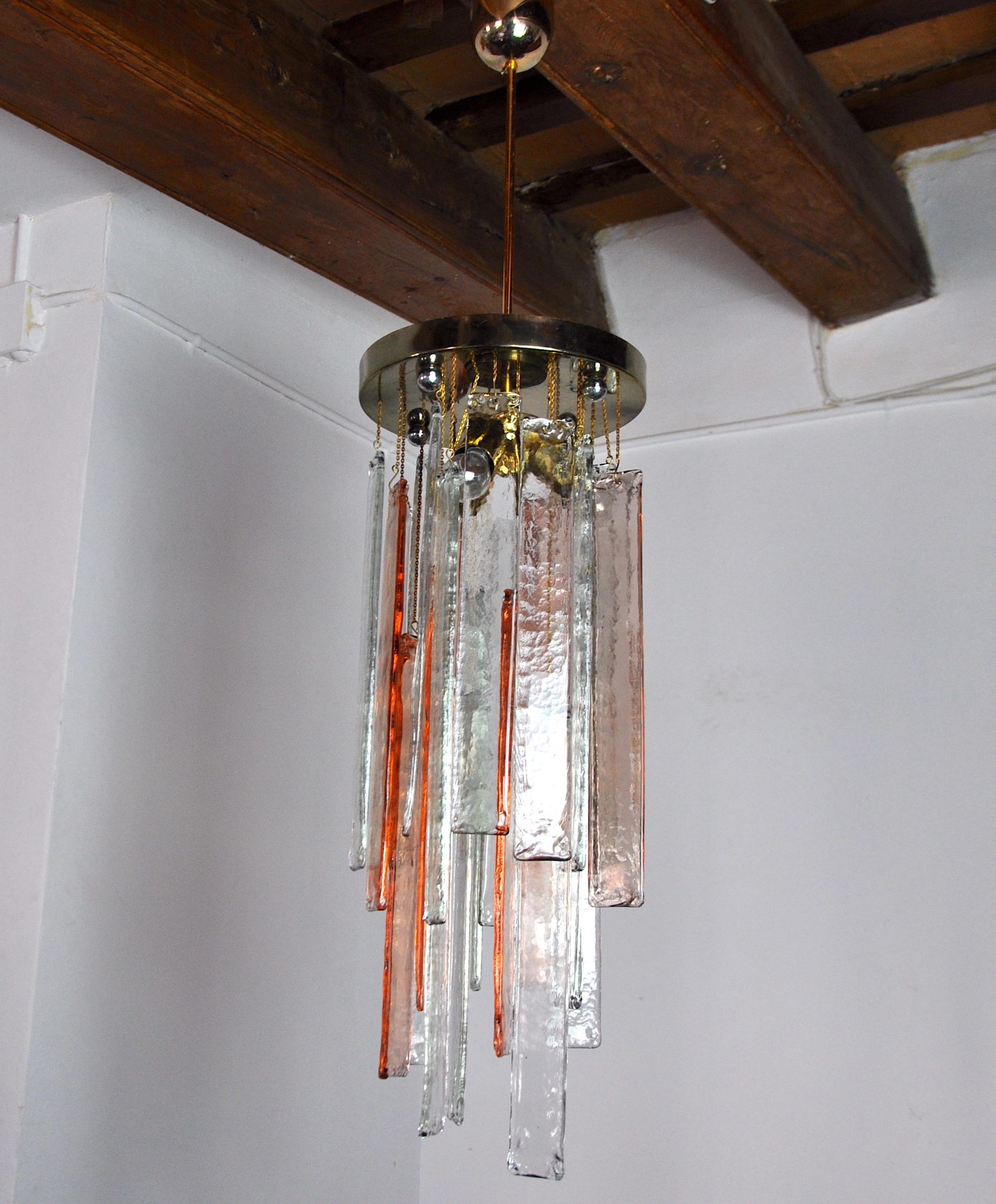 Hollywood Regency Poliarte Chandelier by Albano Poli, Pink and Transparent Murano Glass Italy 1970 For Sale