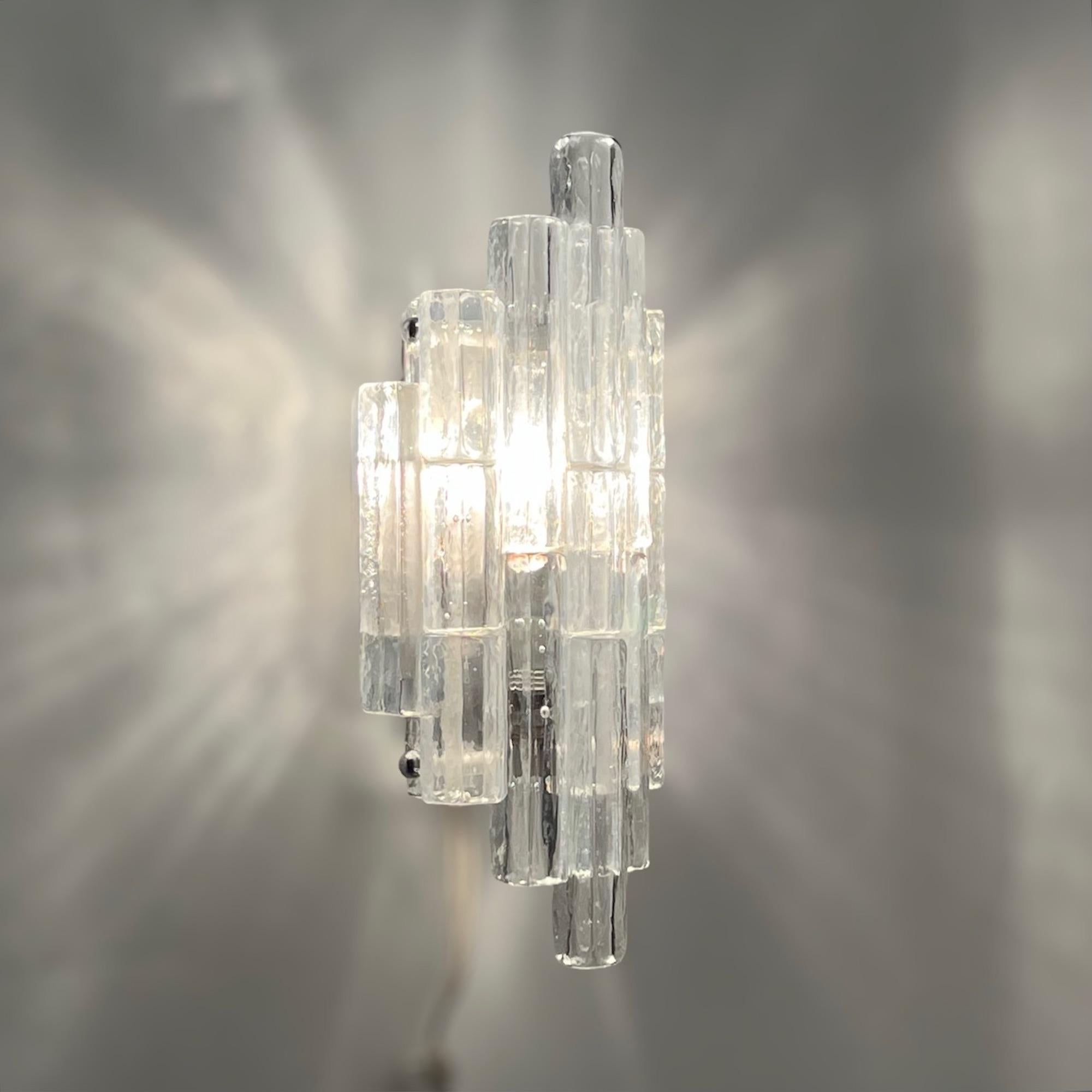 Poliarte Glass Sconce 'Linea' by Albano Poli - 1970s Italian Handmade Lighting For Sale