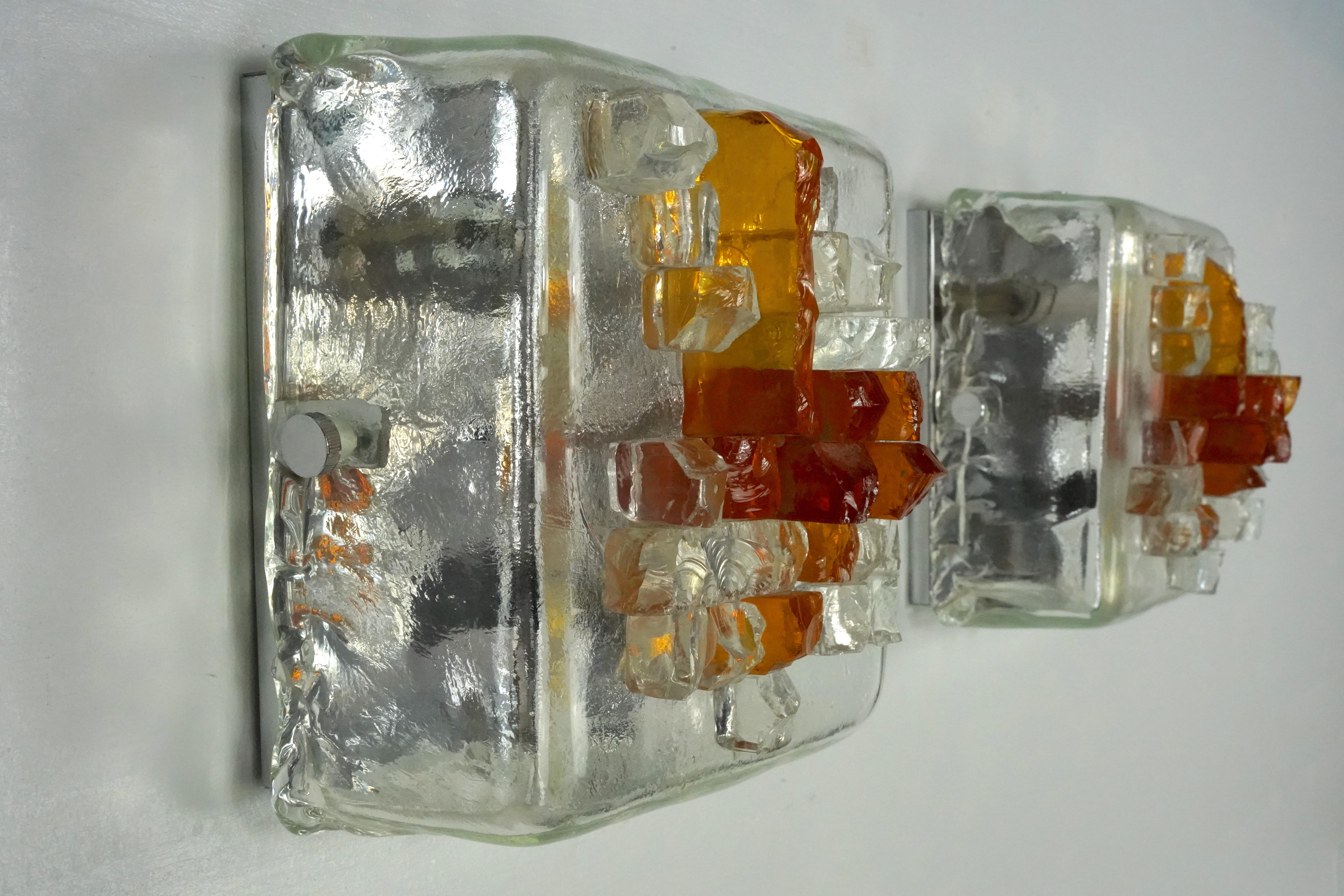 Poliarte, rare pair of wall lamps in cut murano glass. Italy 1970s For Sale 5