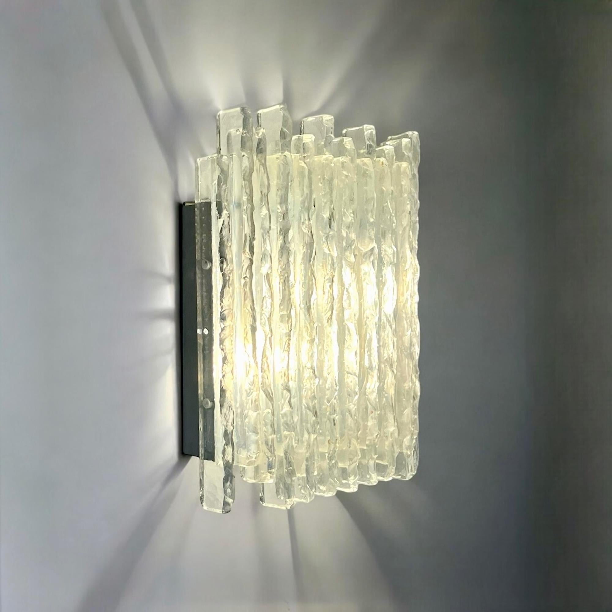 Poliarte 'Vesta' Iconique lampe en verre fabriquée à la main - Style Brutalist 1970 Bon état - En vente à San Benedetto Del Tronto, IT