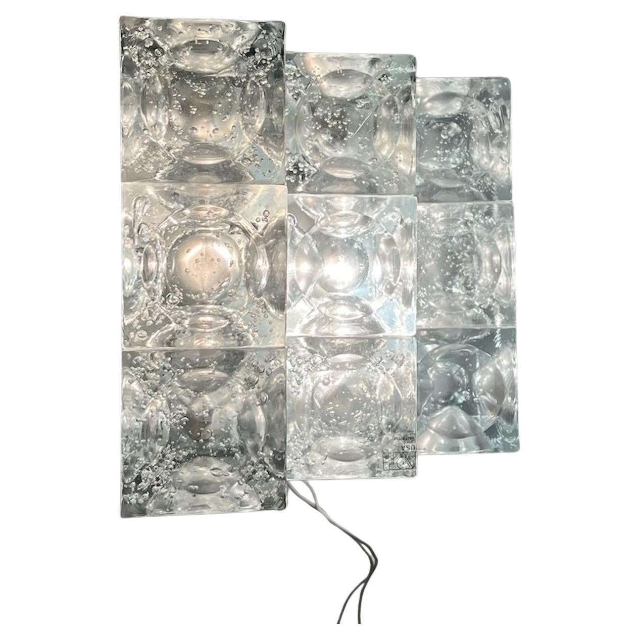 Immerse your space in the enchanting glow of vintage 70s lamps with this rare find – the Poliarte ‘Cetusa’ Sconce by Surama, produced by Poli Arte Verona in the iconic 1970s. This almost unfindable applique is a testament to Italian design prowess