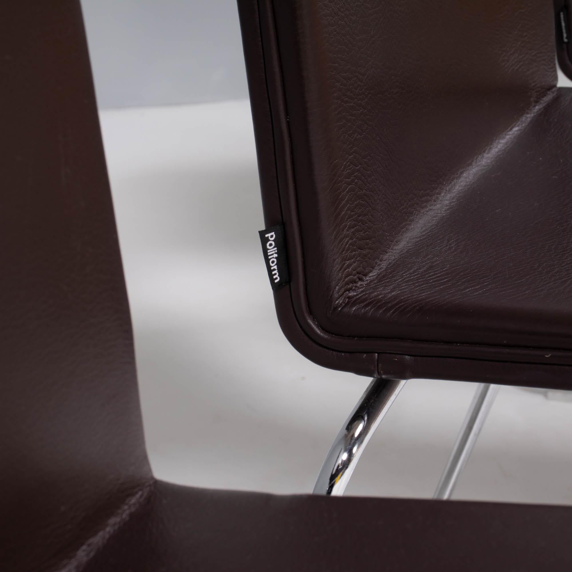 Chaise de salle à manger Poliform en cuir marron Nex de Mario Mazzer 1
