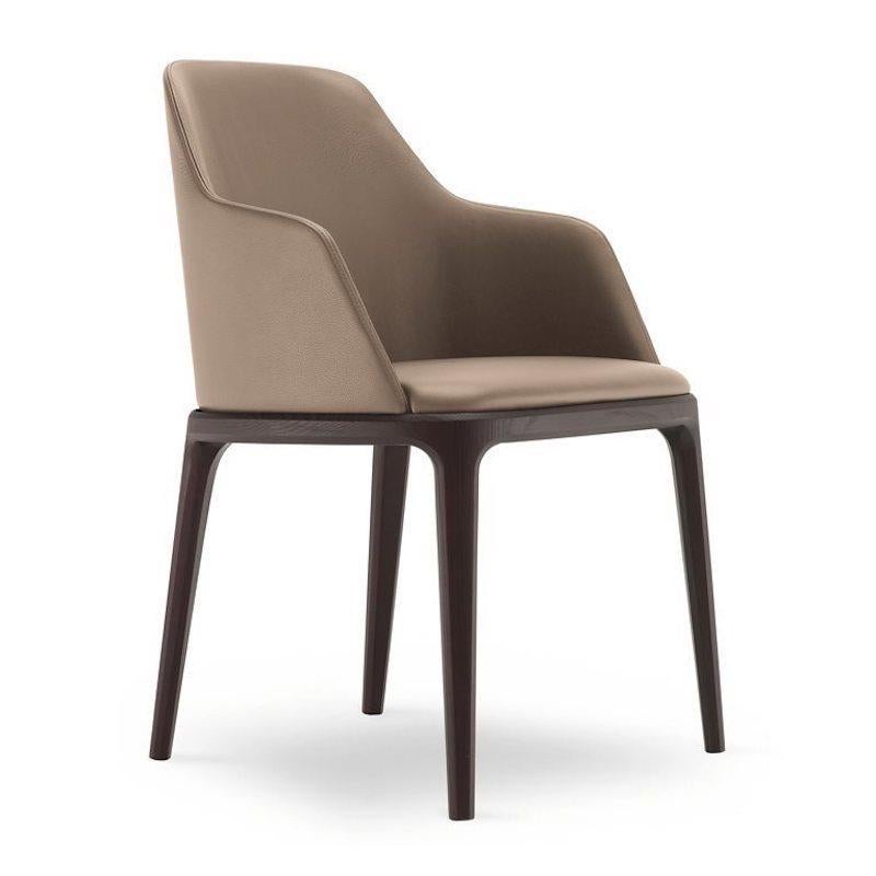 Poliform Grace Dining Chair without Arms in Fabric or Leather & Solid Wood Base im Angebot 5