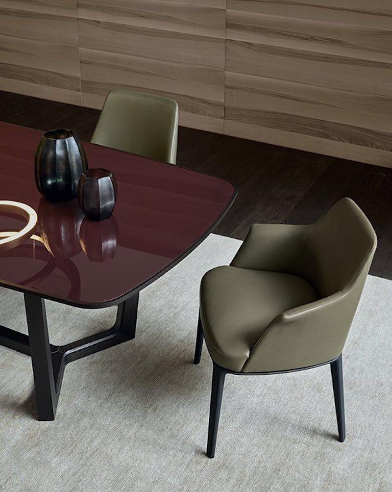 Poliform Grace Dining Chair without Arms in Fabric or Leather & Solid Wood Base im Angebot 6
