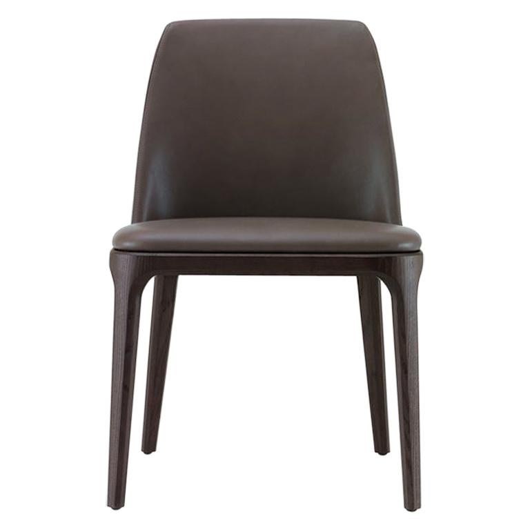 Poliform Grace Dining Chair without Arms in Fabric or Leather & Solid Wood Base im Angebot