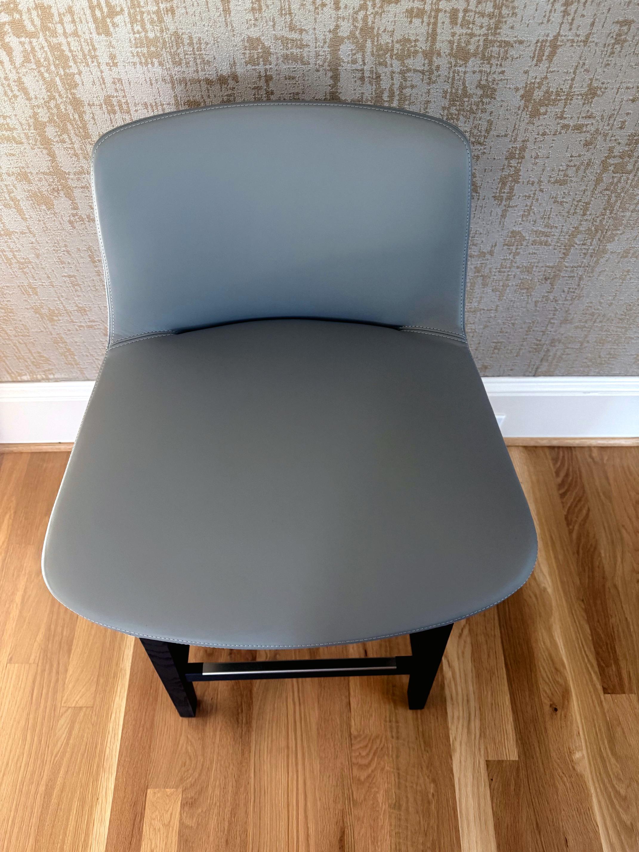 Poliform Ventura Counter Stool by Jean-Marie Massaud Five Available In Excellent Condition For Sale In Atlanta, GA