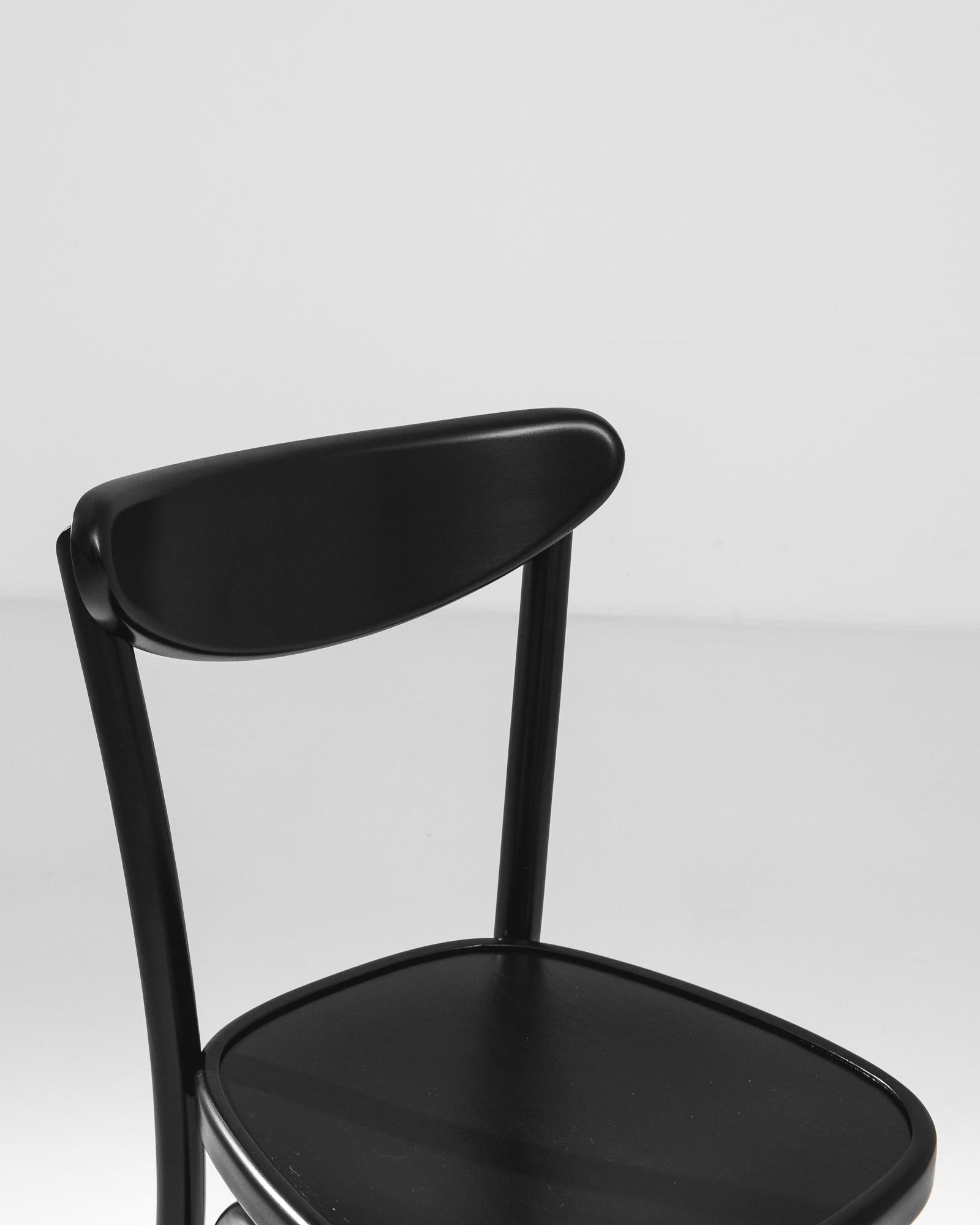 Polish Black Bentwood Bistro Chair  In Distressed Condition In High Point, NC