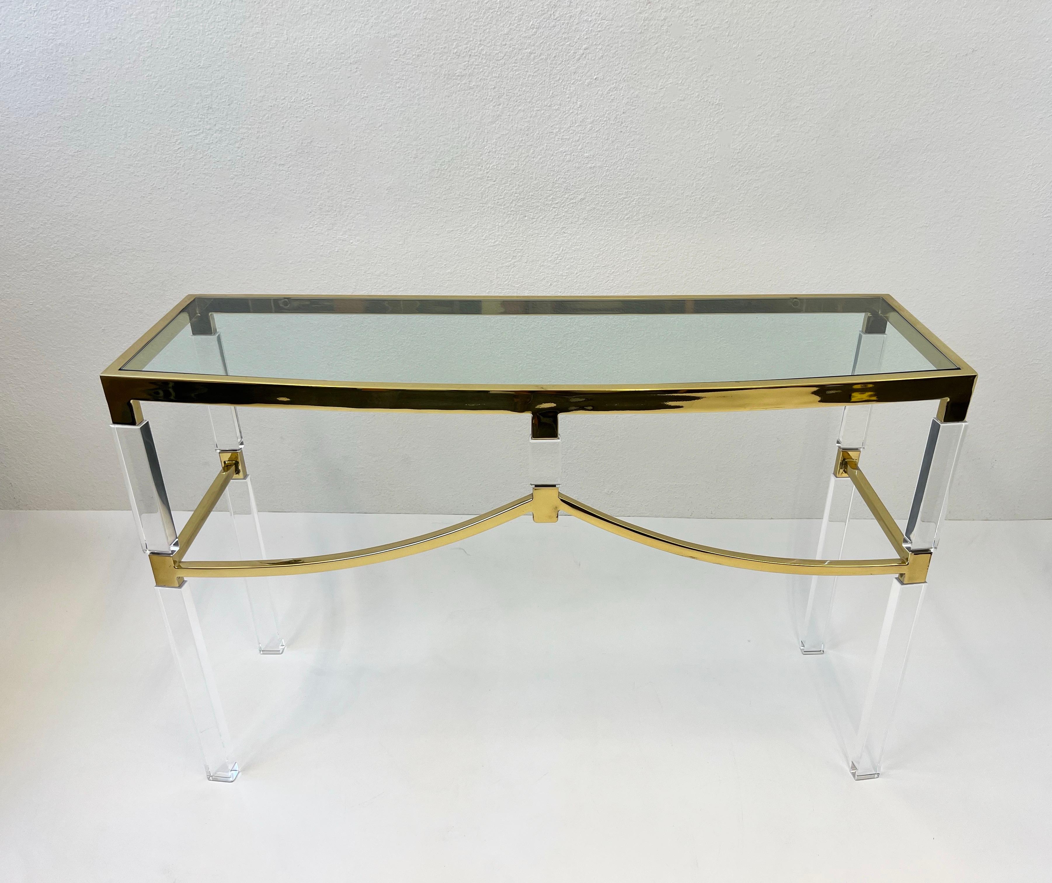 Polish Brass and Lucite Regency Console Table by Charles Hollis Jones In Good Condition For Sale In Palm Springs, CA